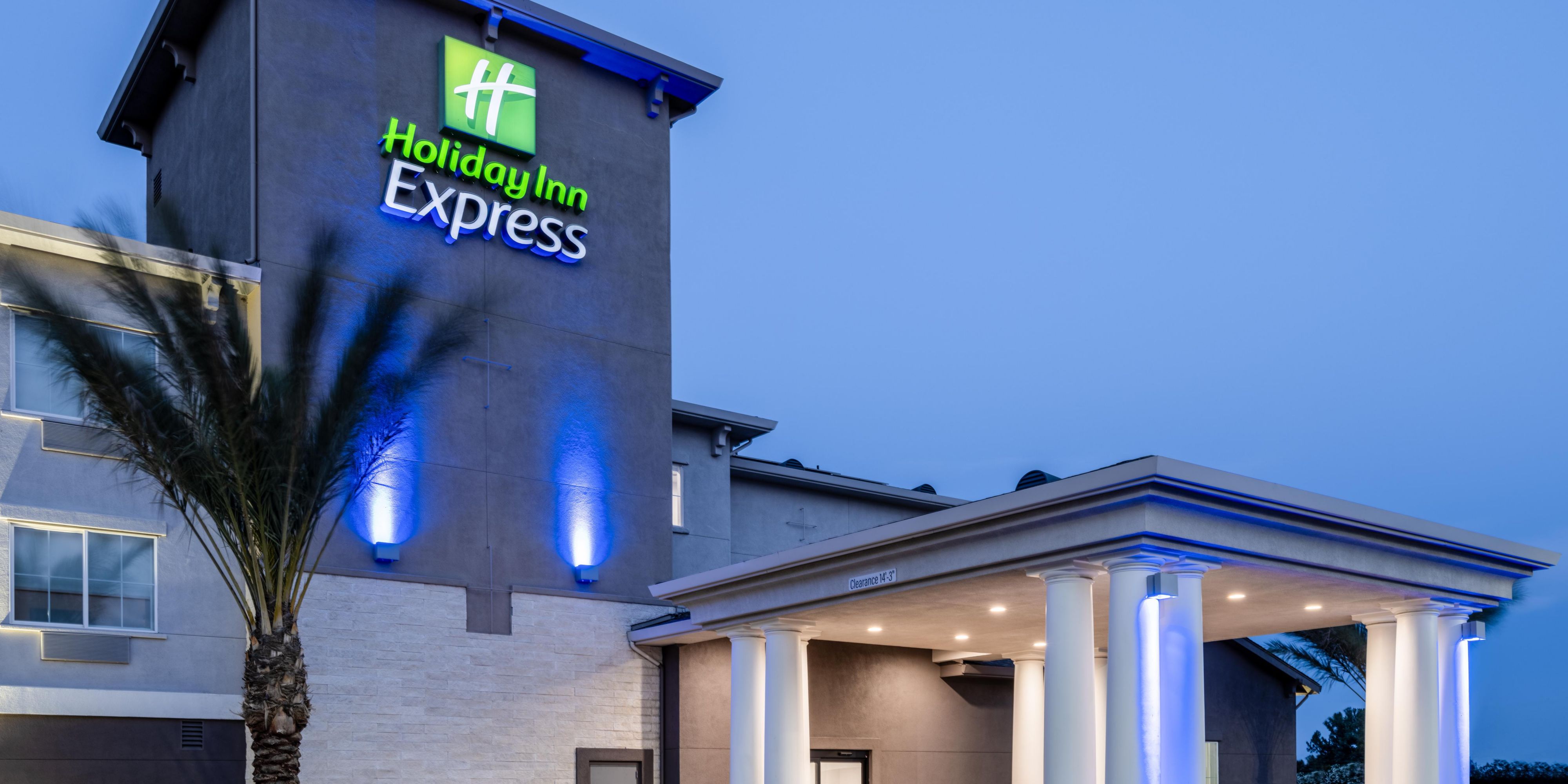 Holiday Inn Express 洛迪
