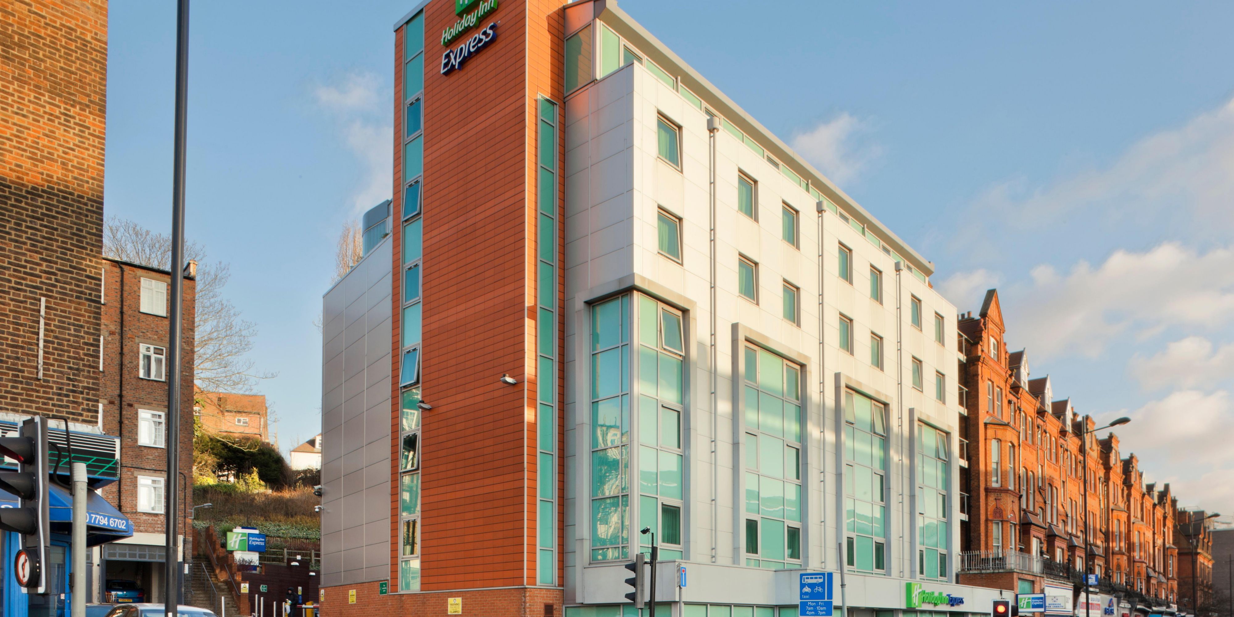 Holiday Inn Express Londra - Swiss Cottage