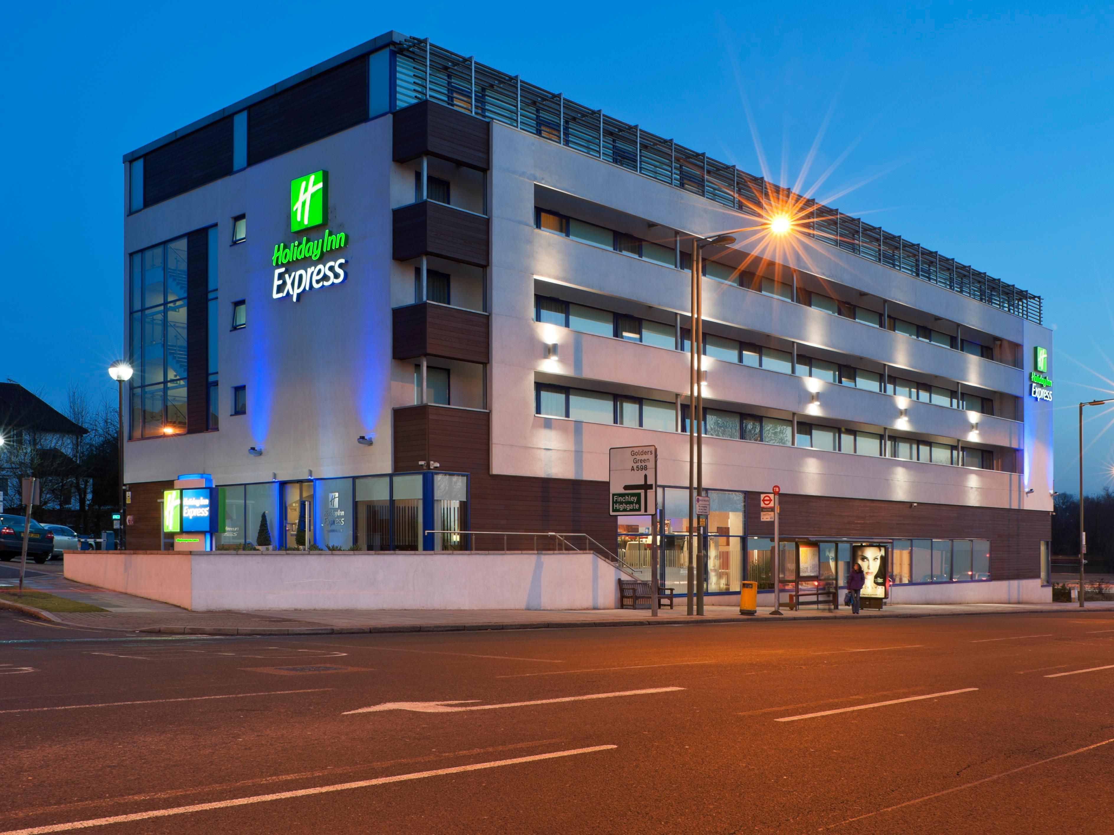 Holiday Inn Express Hotel London Golders Green A406 