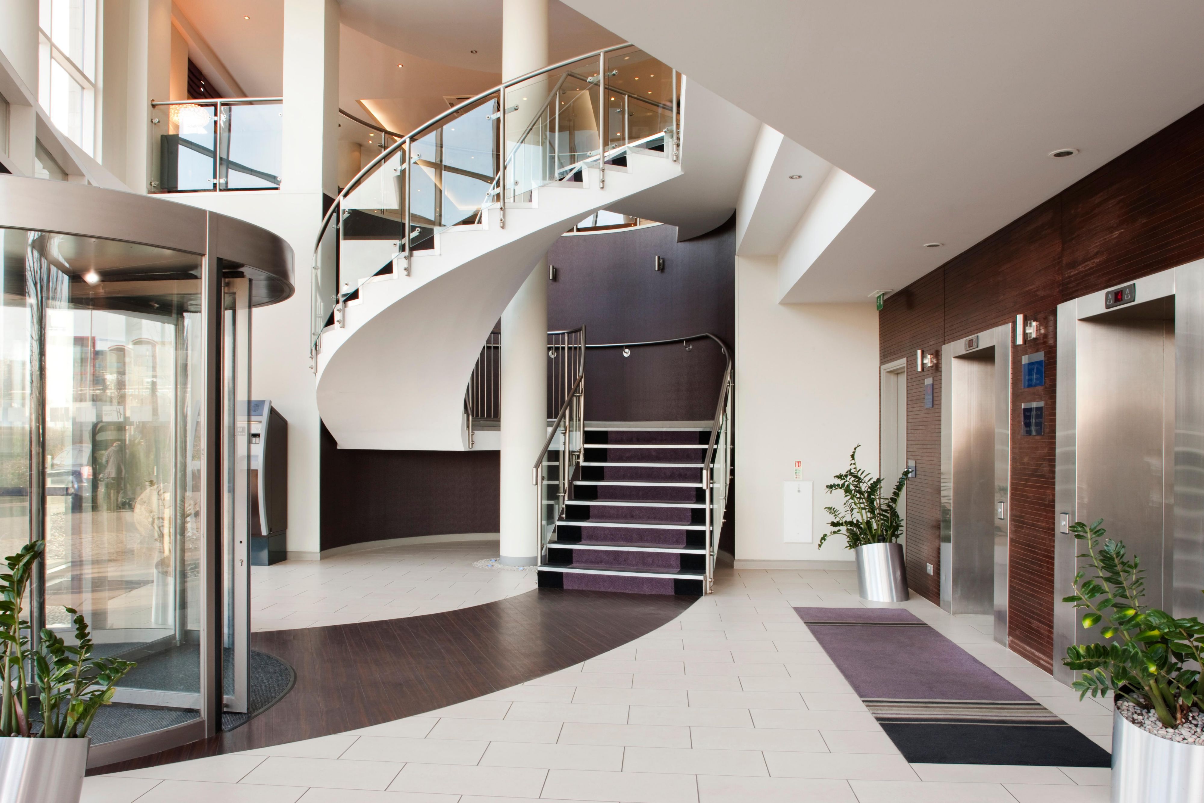 Holiday Inn Express, Greenwich Gallery Image 3