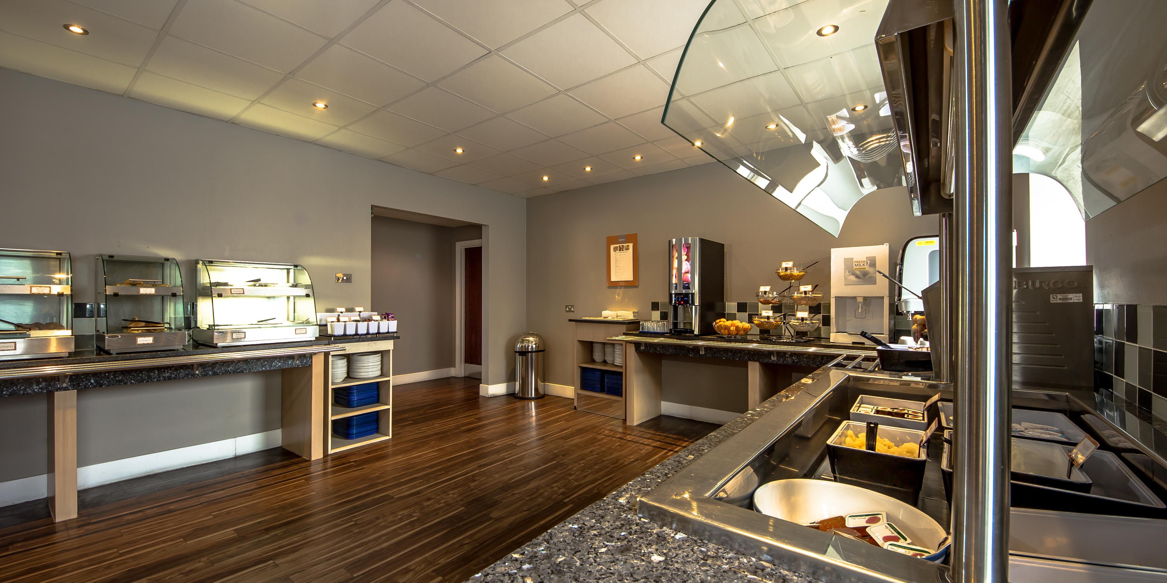 London Docklands Hotels Holiday Inn Express London Royal Docks