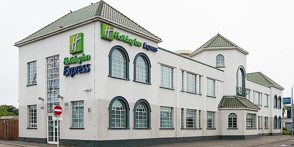 34+ nett Bild Holiday Inn Express London Chingford : Holiday Inn Express London Chingford Londonnet - Free parking is available, limited space.