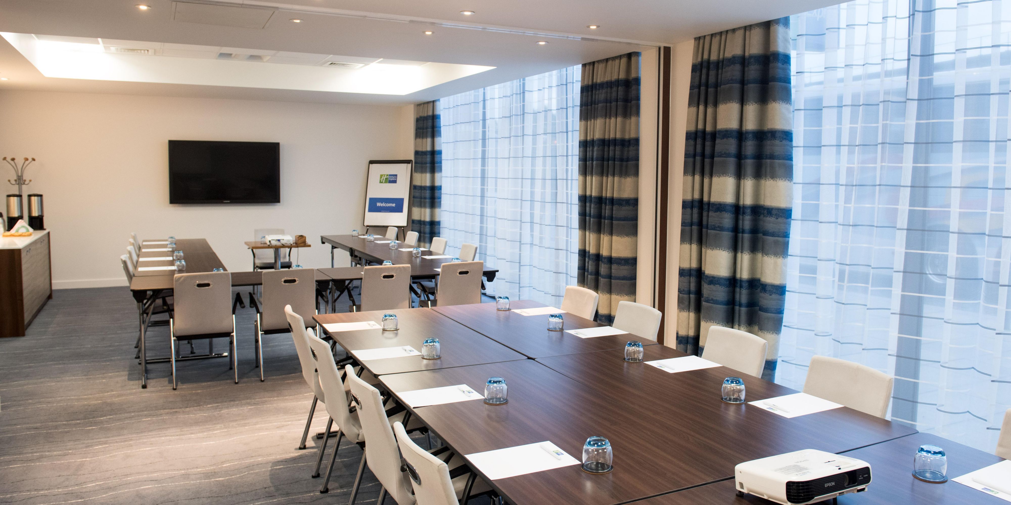 The Royal Albert Suite is a spacious meeting room with natural daylight and views out over London City Airport.  What better place to have a business meeting of up to 20 delegates.