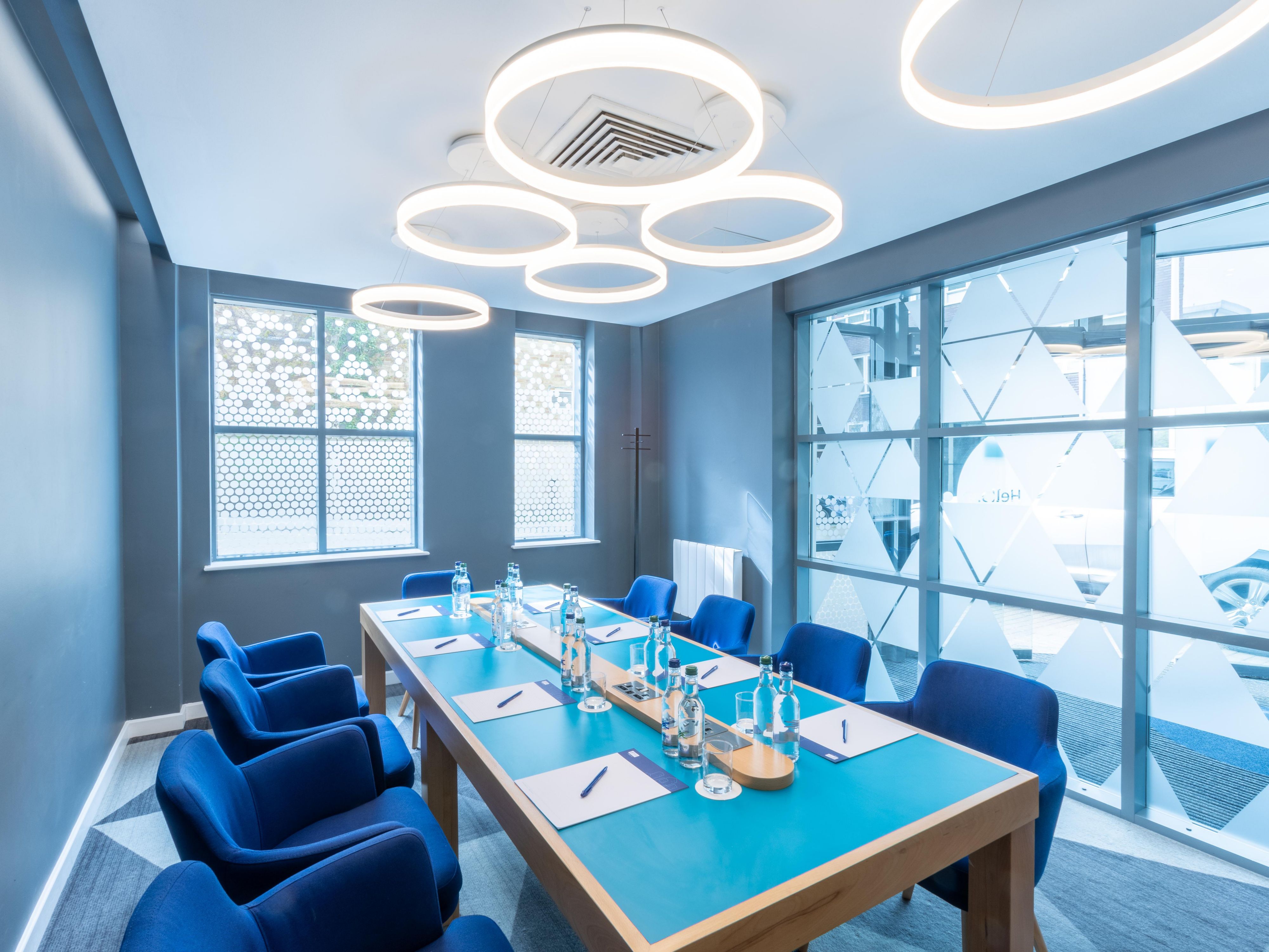 Host your next event in one of our newly refurbished meeting rooms located on the 10th floor, offering sweeping of Croydon. 