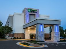 Holiday Inn Express Lorton in Alexandria, Virginia