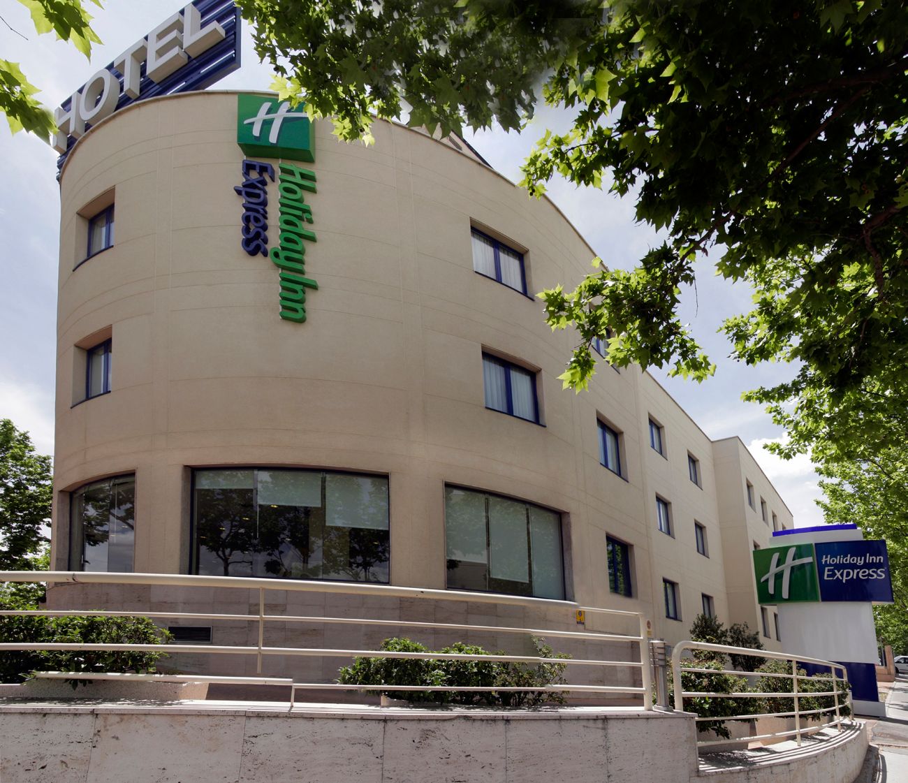 Holiday Inn Express Madrid-San Sebastian d / l Reyes