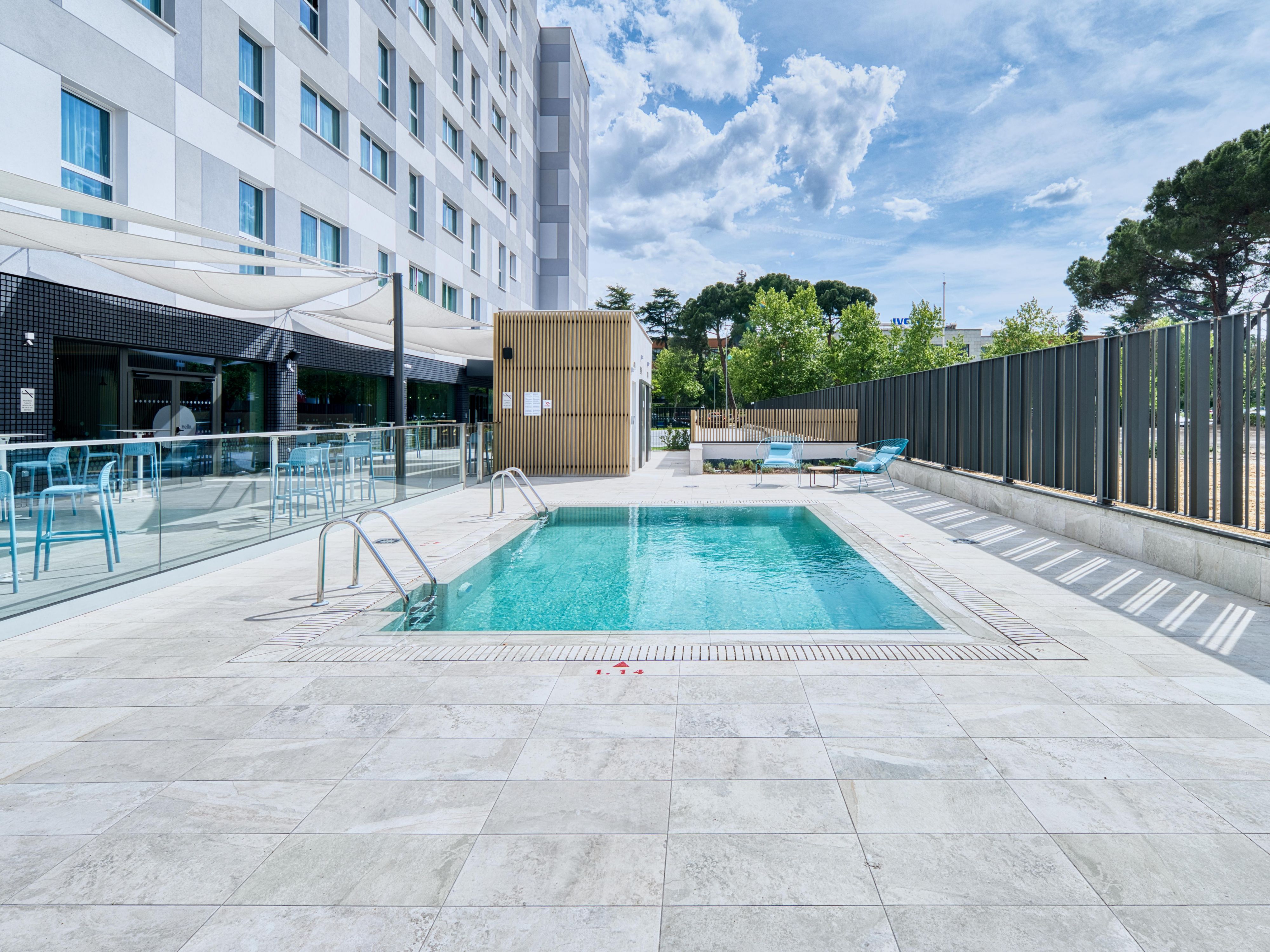 Refresh yourself in our cozy hotel pool. An intimate oasis to relax and soak up the sun. Dive into tranquilly and pleasure with every dip. Make the most of your summer stay with us and enjoy our swimming pool with terrace, which is now open until 15th September 2024.