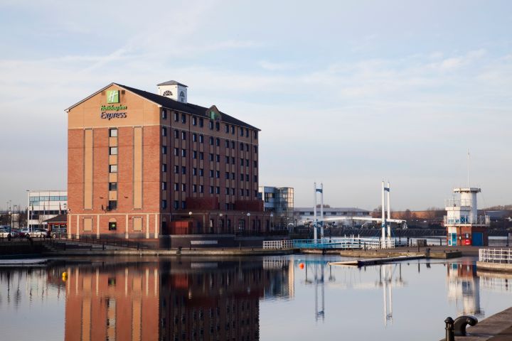 Holiday Inn Express Manchester - Salford Quay