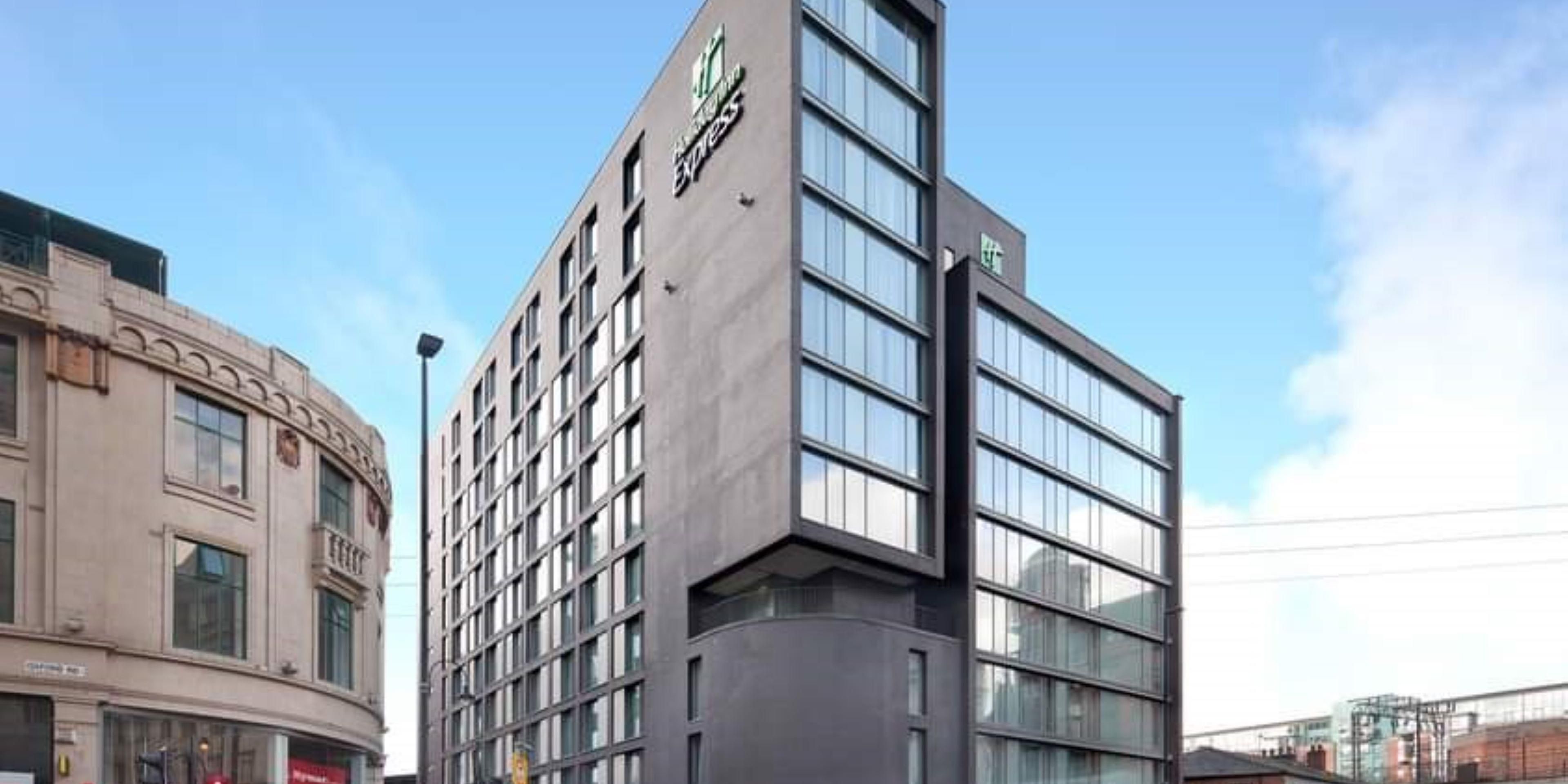 Top 32+ imagen holiday inn express manchester city centre oxford road