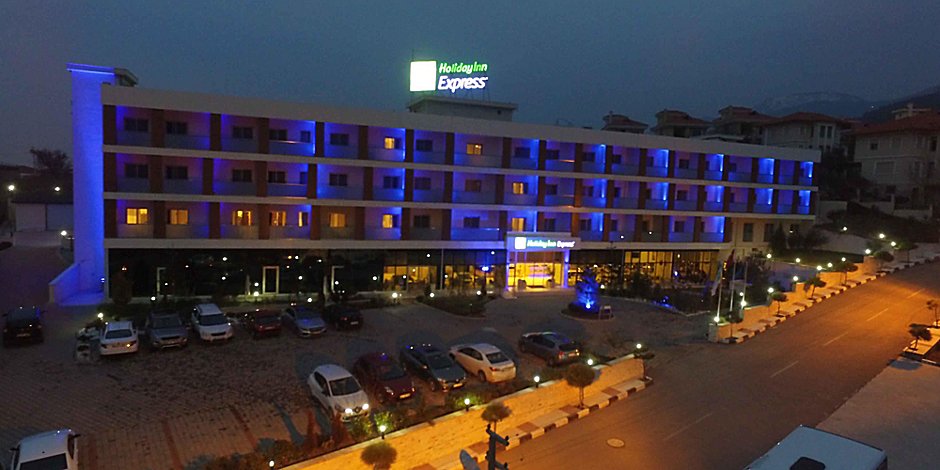 Hotel Near Izmir Holiday Inn Express Manisa West