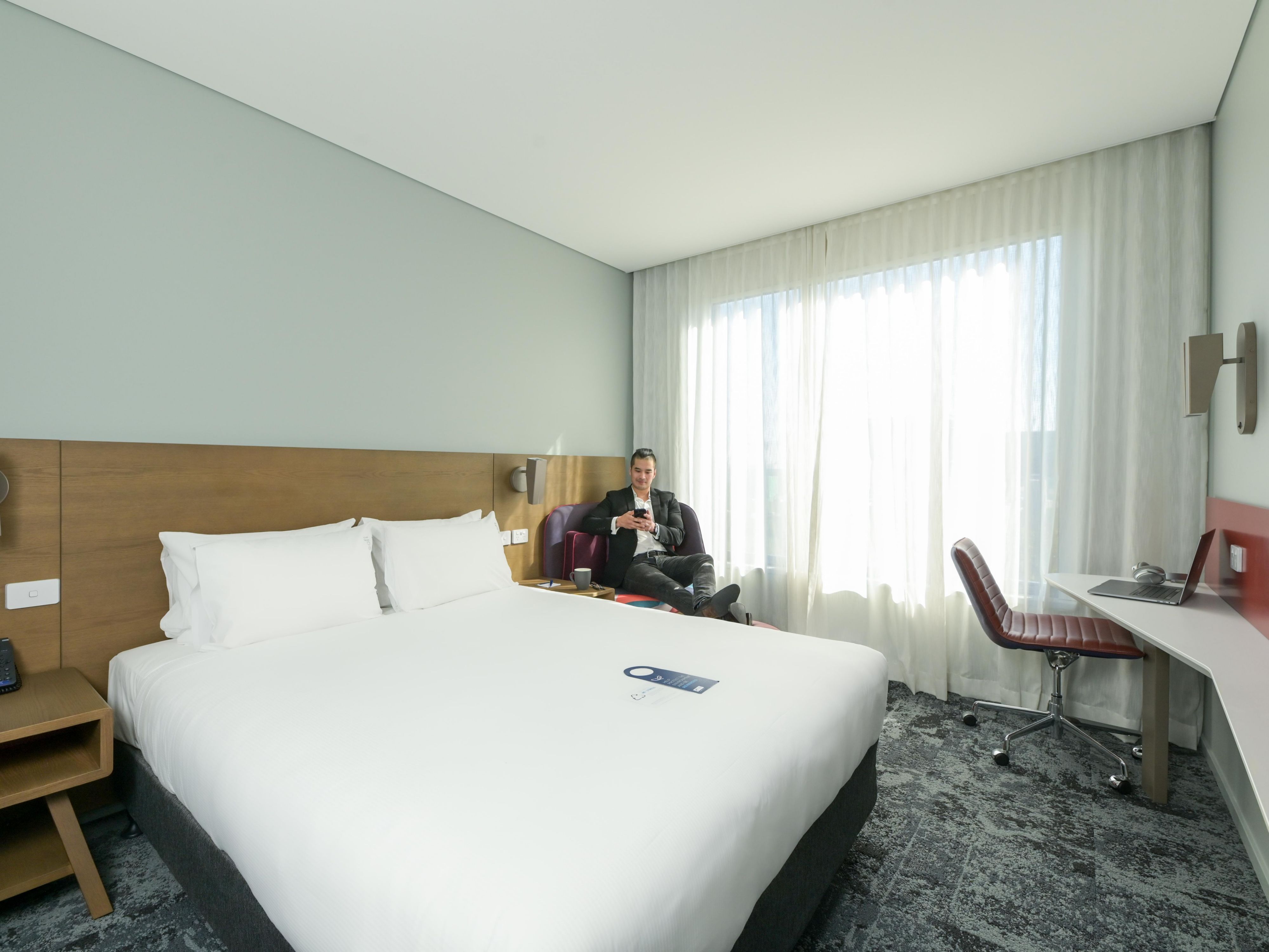 Bright rooms with blackout blinds for restful stopovers