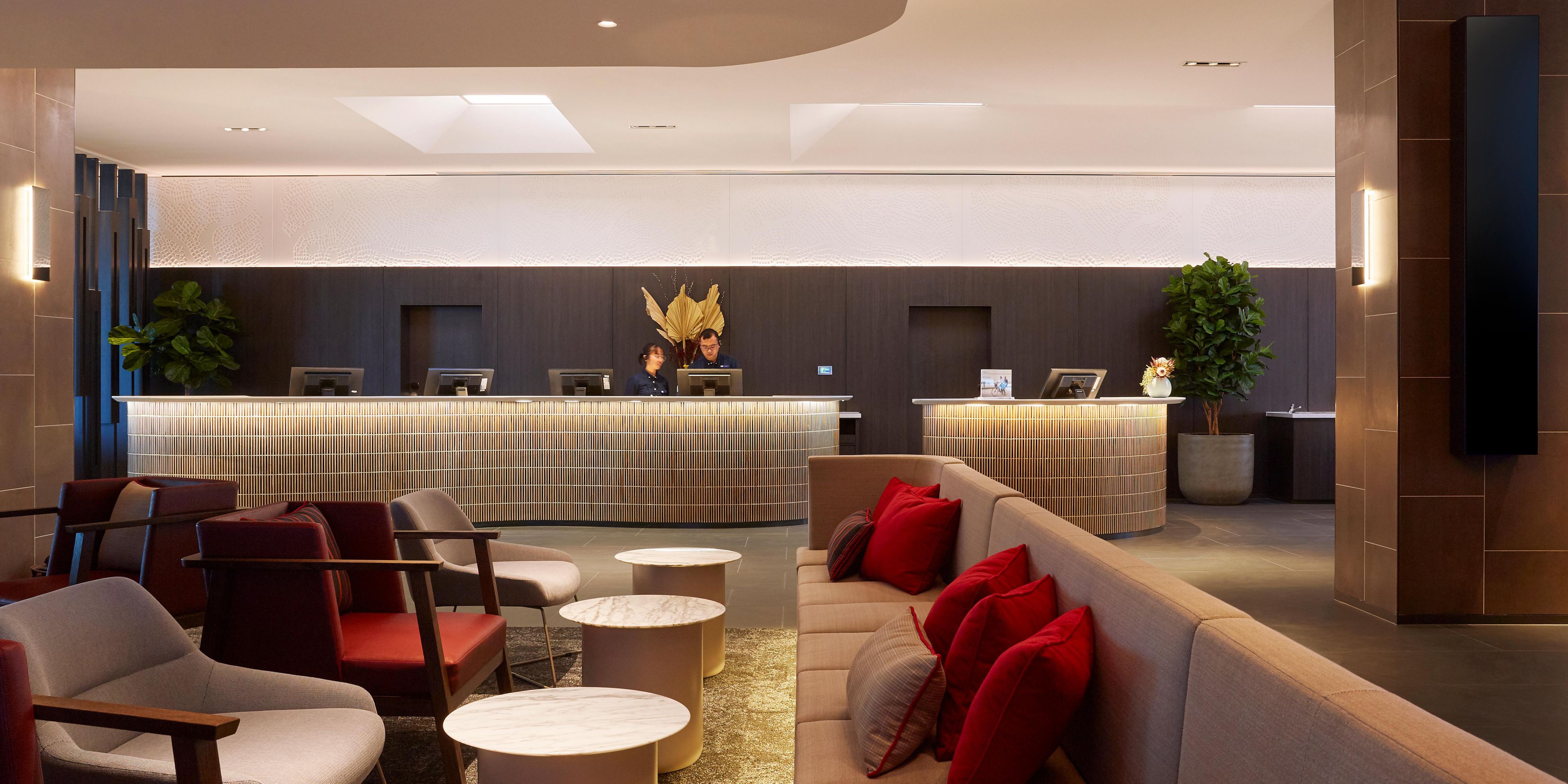 Travelling with a crew? You can reserve room blocks or organise discounted rates for delegates to book online making your group booking a breeze. FREE hot buffet breakfast and Free Wi-Fi for everyone. We're only a short stroll from some of Melbourne's best venues, the MCG, Sidney Myer Music Bowl, Arts Centre and the fantastic riverbank precinct. 