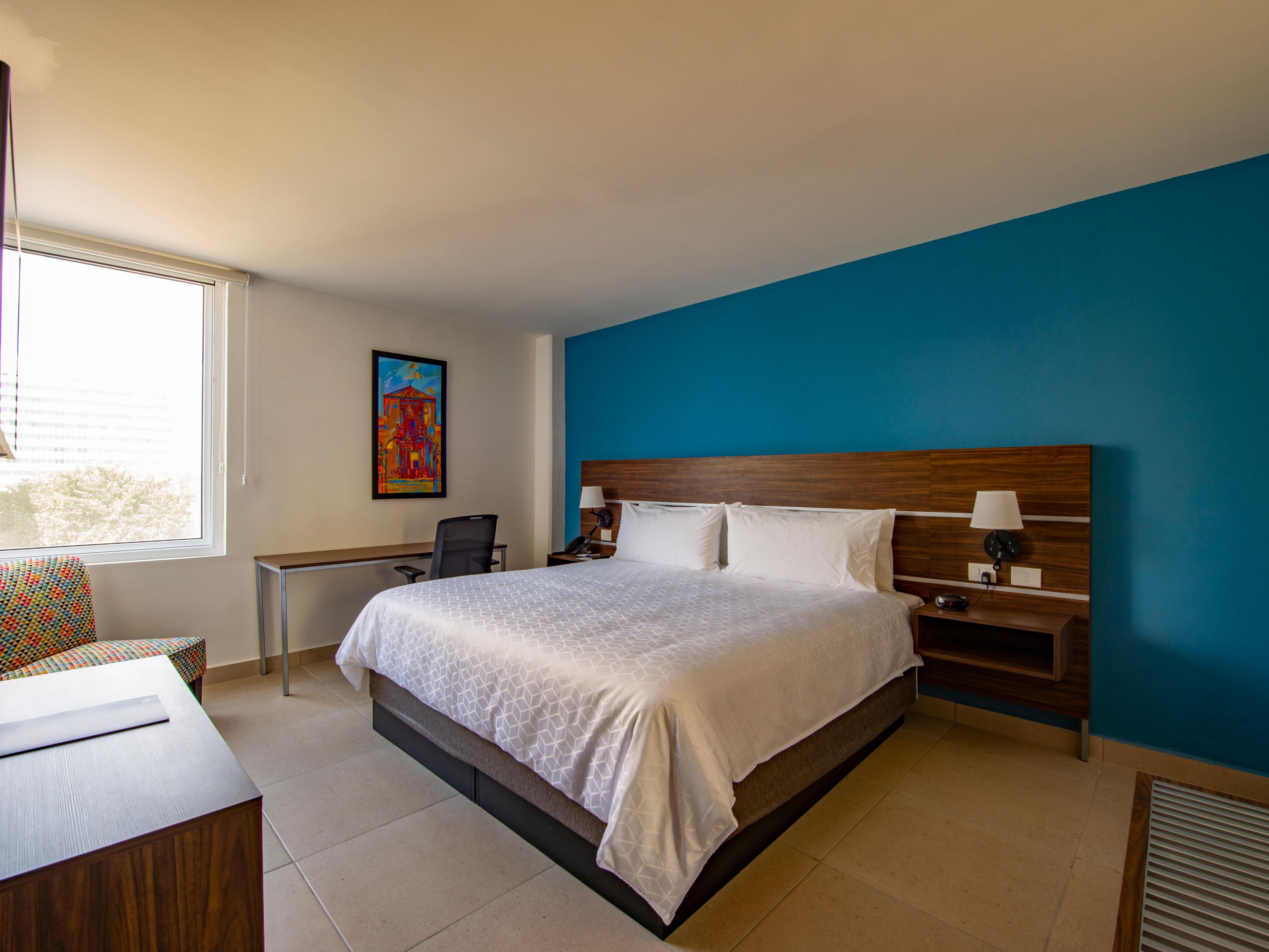 Choose between one king bed or two queen beds guest rooms.