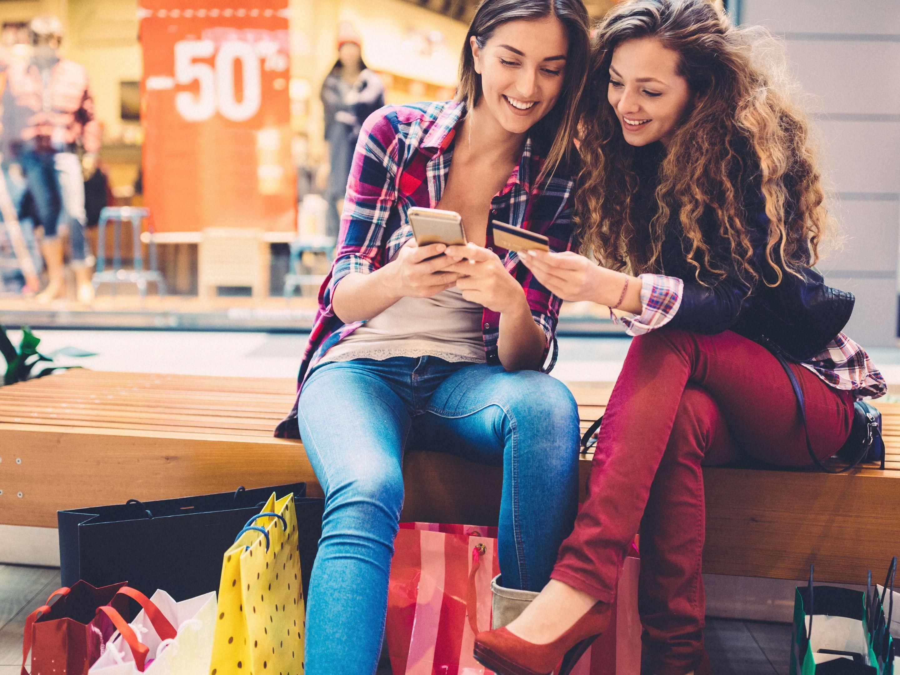 Less than 10 minutes away, Plaza Satélite is an excellent shopping center that offers a wide variety of stores and brands, as well as various entertainment options.