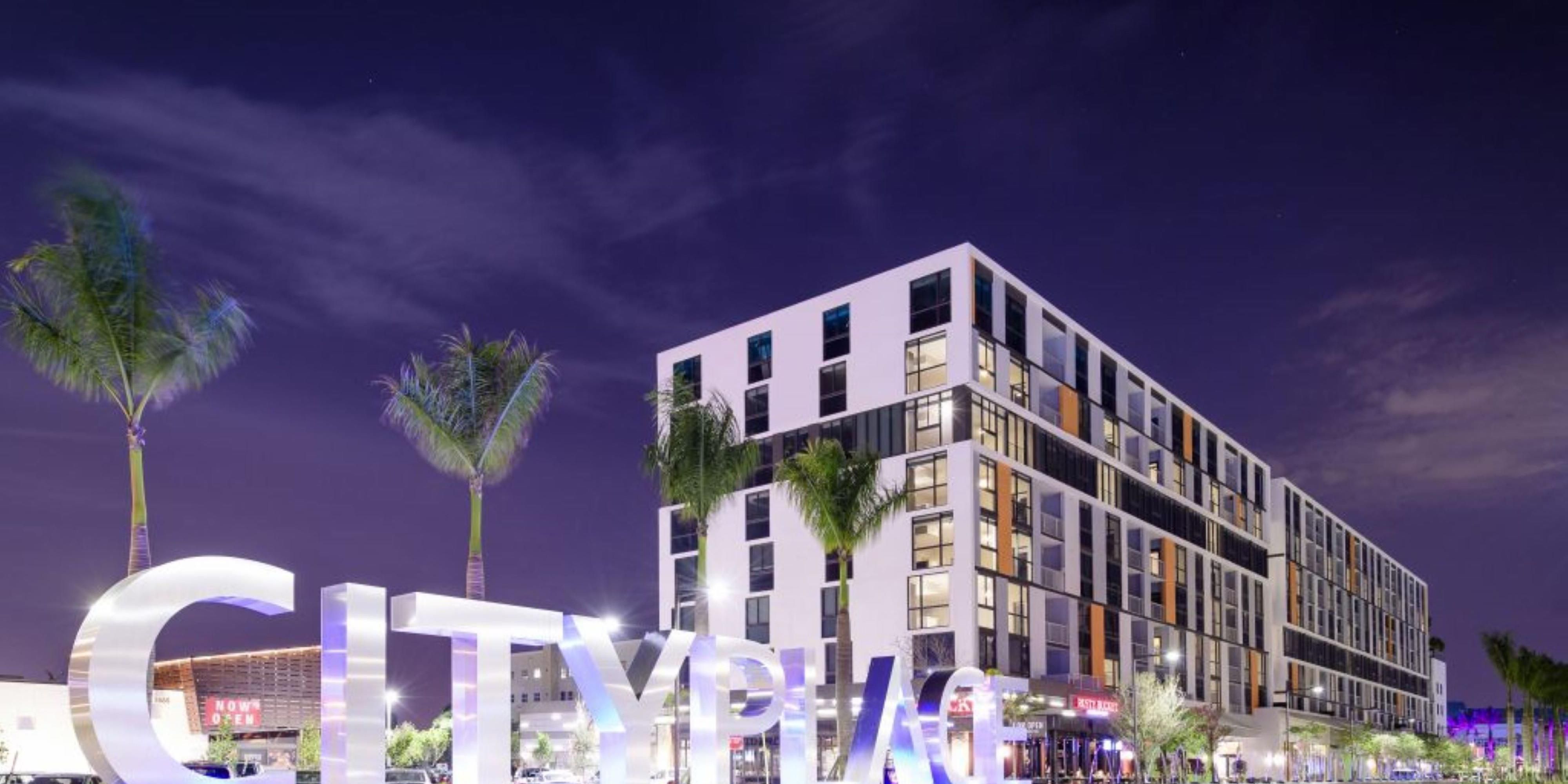 Discover quality shopping mall in Doral, entertainment, dining & luxury residential homes in the dynamic center of Doral in the heart of Miami Dade County.  Just steps away from the Holiday Inn Express, CityPlace Doral is a one-stop destination that has options for everyone.