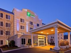 Holiday Inn Express Boston-Milford