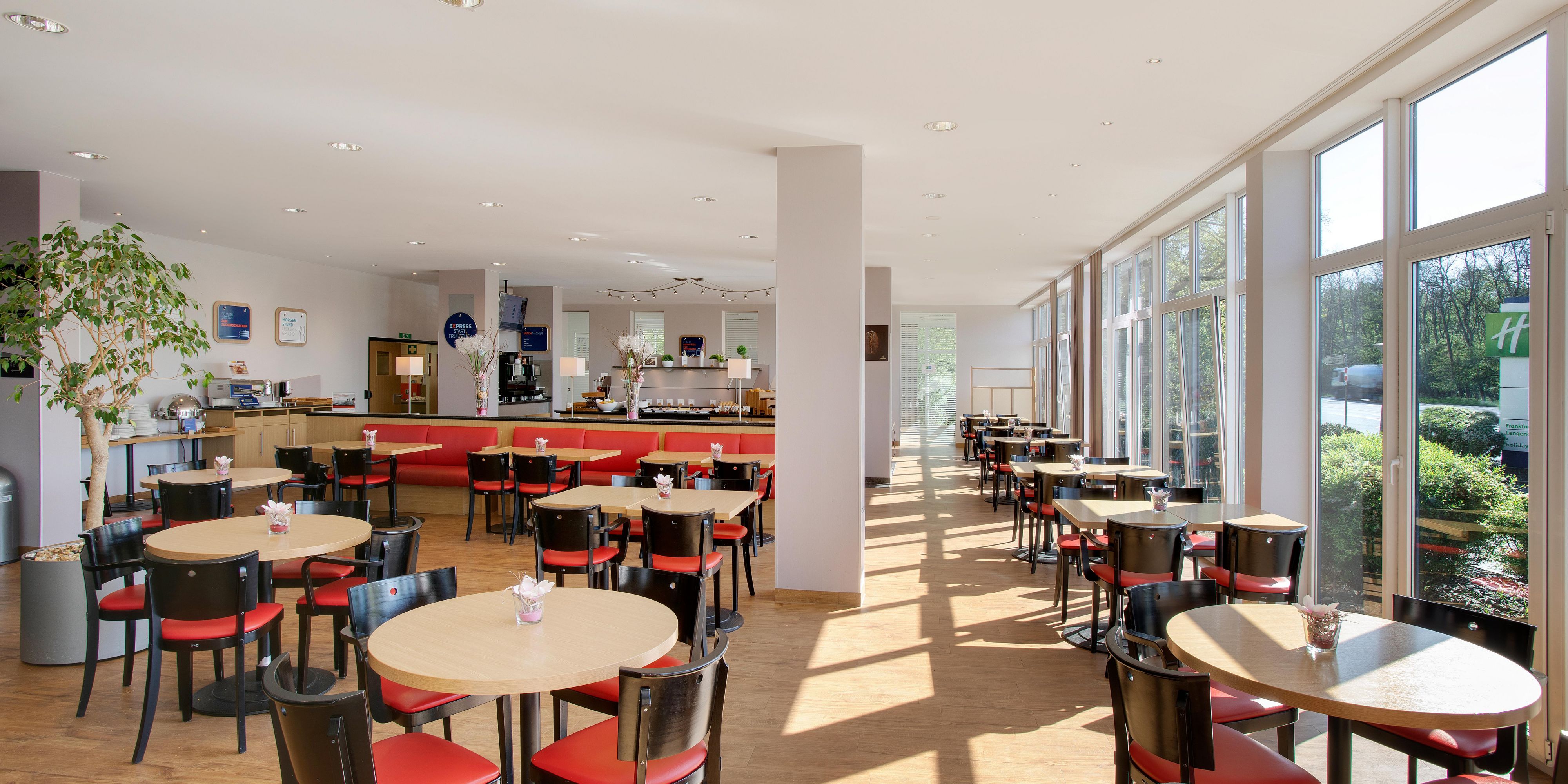 Airport Hotels Holiday Inn Express Frankfurt Airport