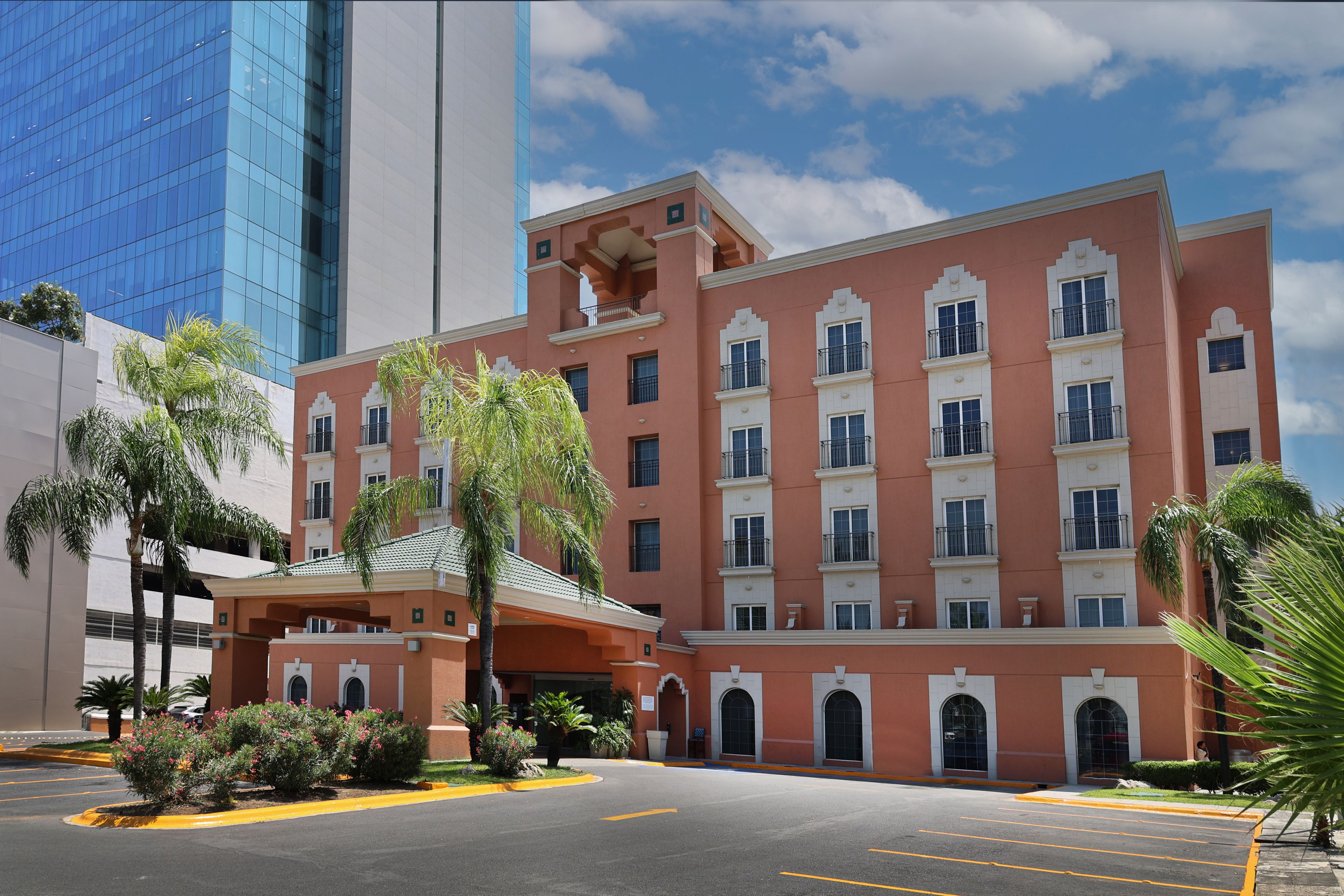 Monterrey Galerias-Sn Jeronimo