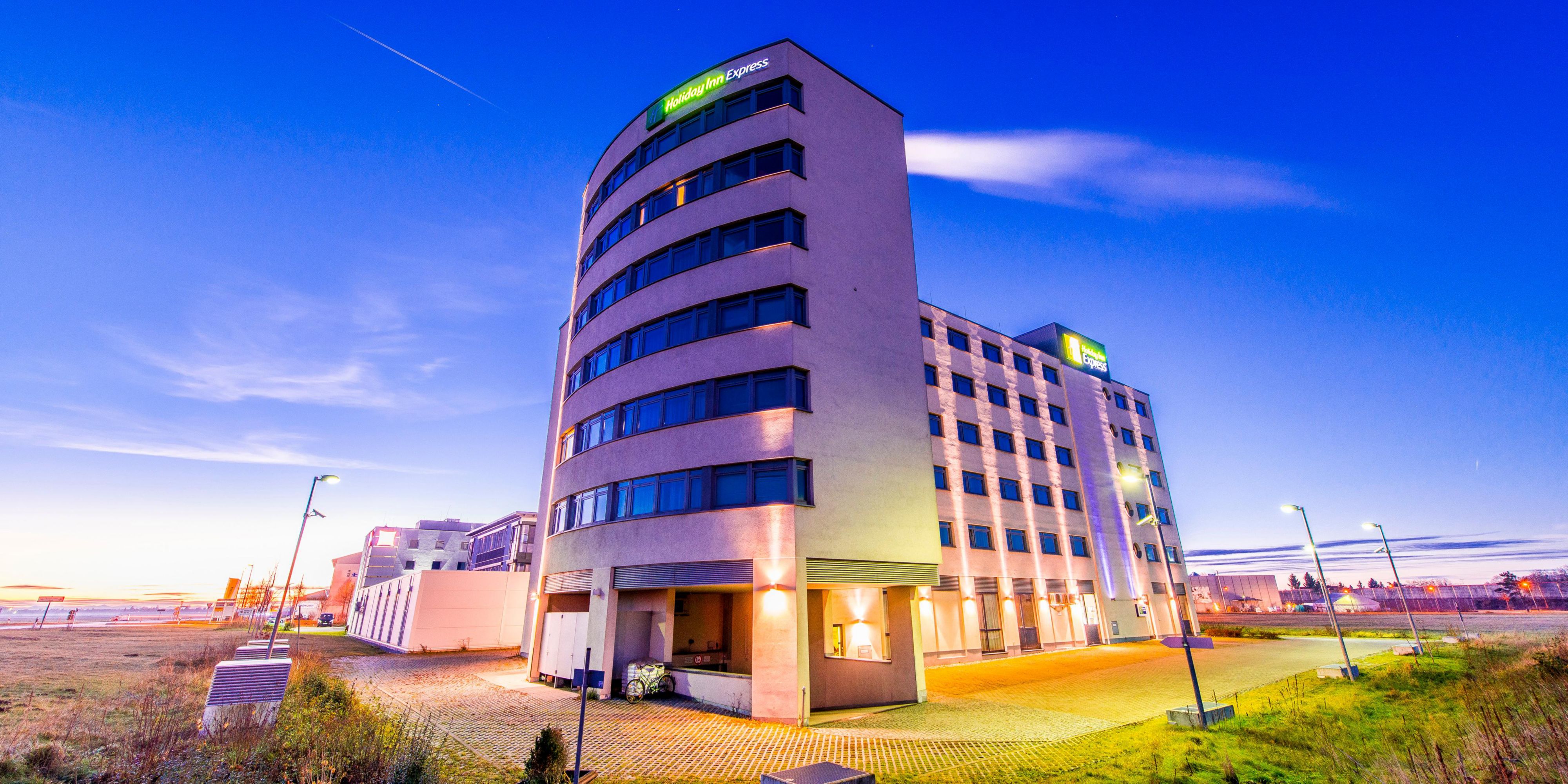 Holiday Inn Express Munich - Messe