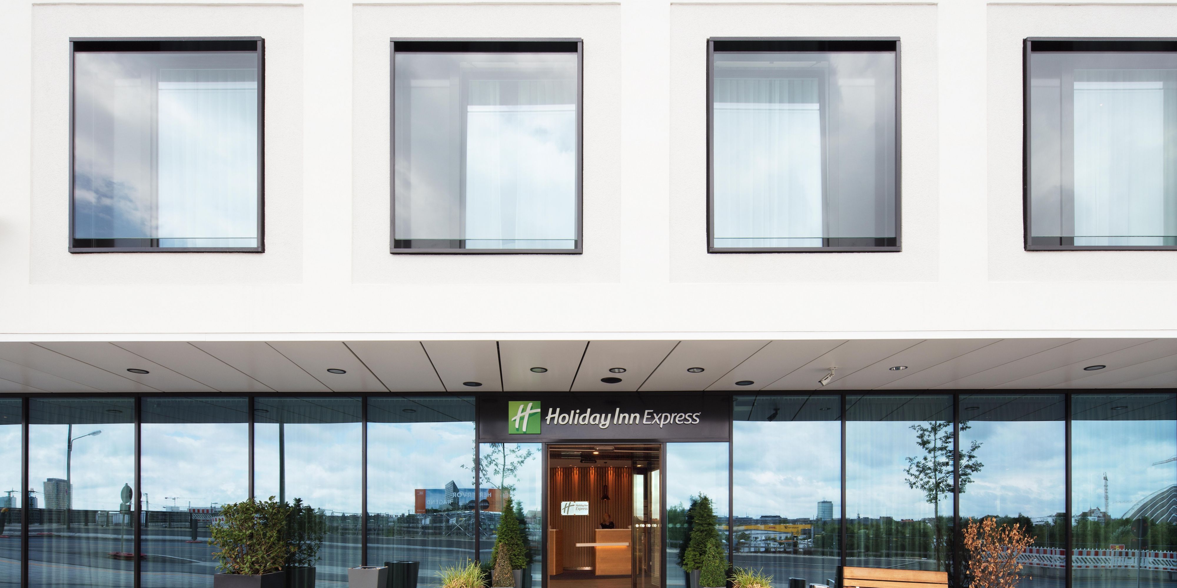Hotels In Downtown Munich Holiday Inn Express Munich City West