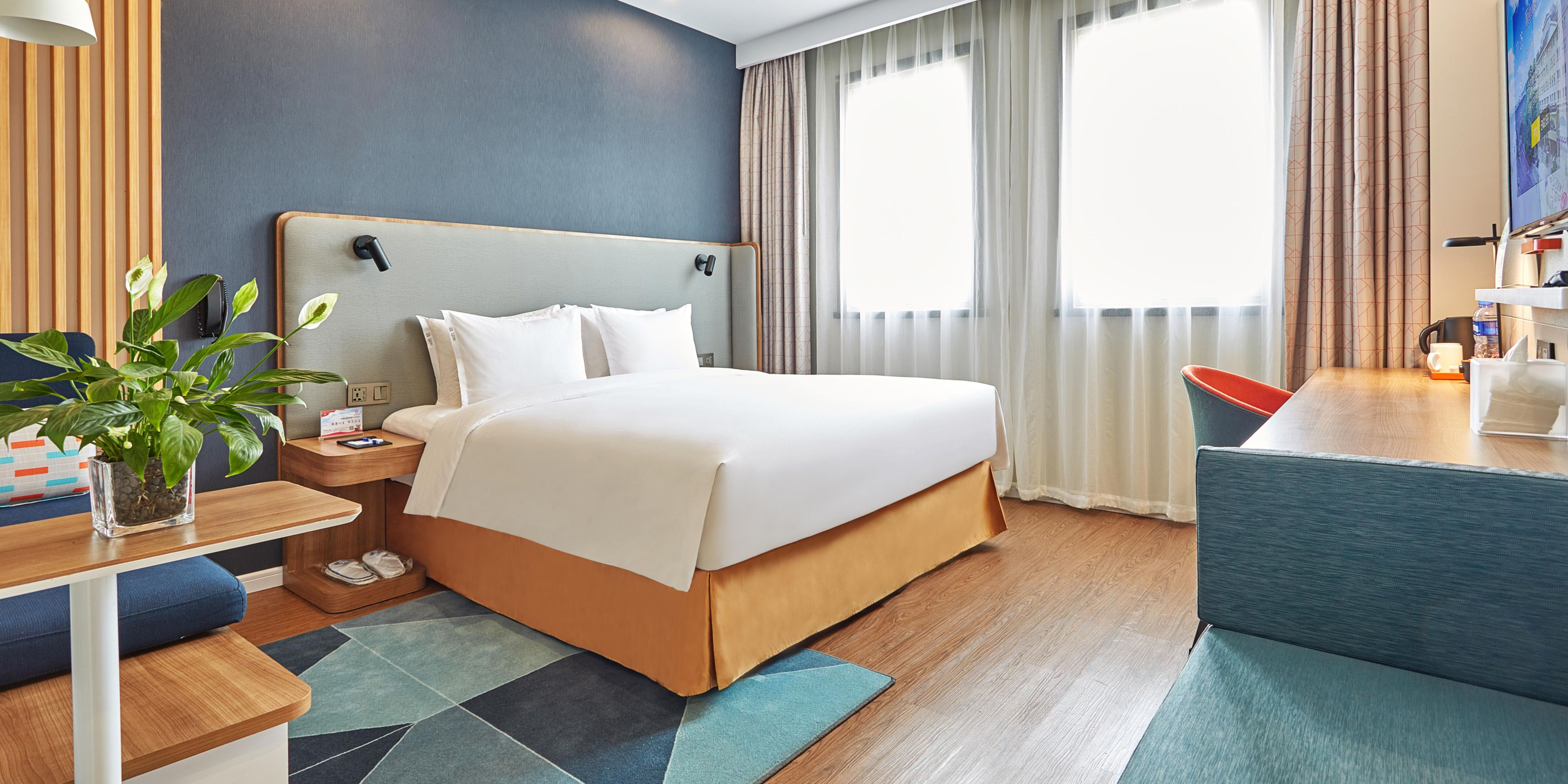 Holiday Inn Express Suites Nanjing Xuanwu Lake Hotel By Ihg