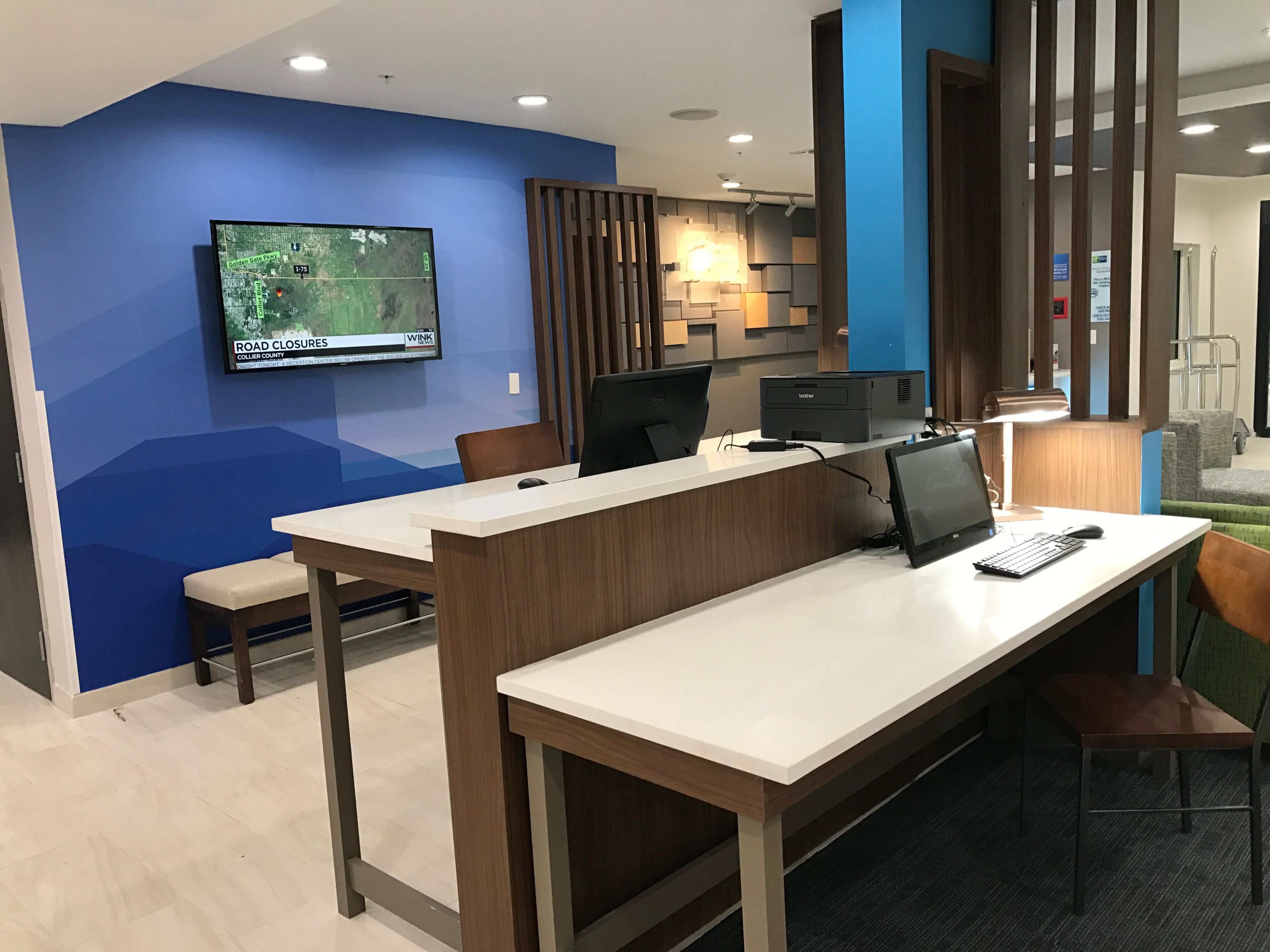 Avoid traveling with cumbersome business documents. Visit our business center for all your office needs.