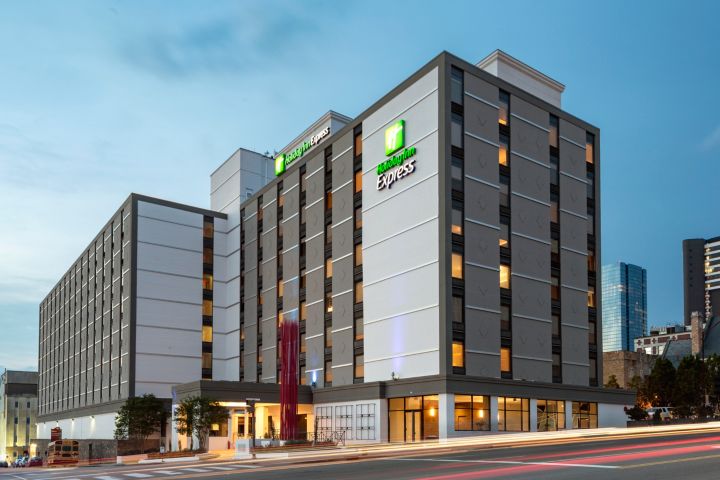 Holiday Inn Express Nashville Downtown Conf C