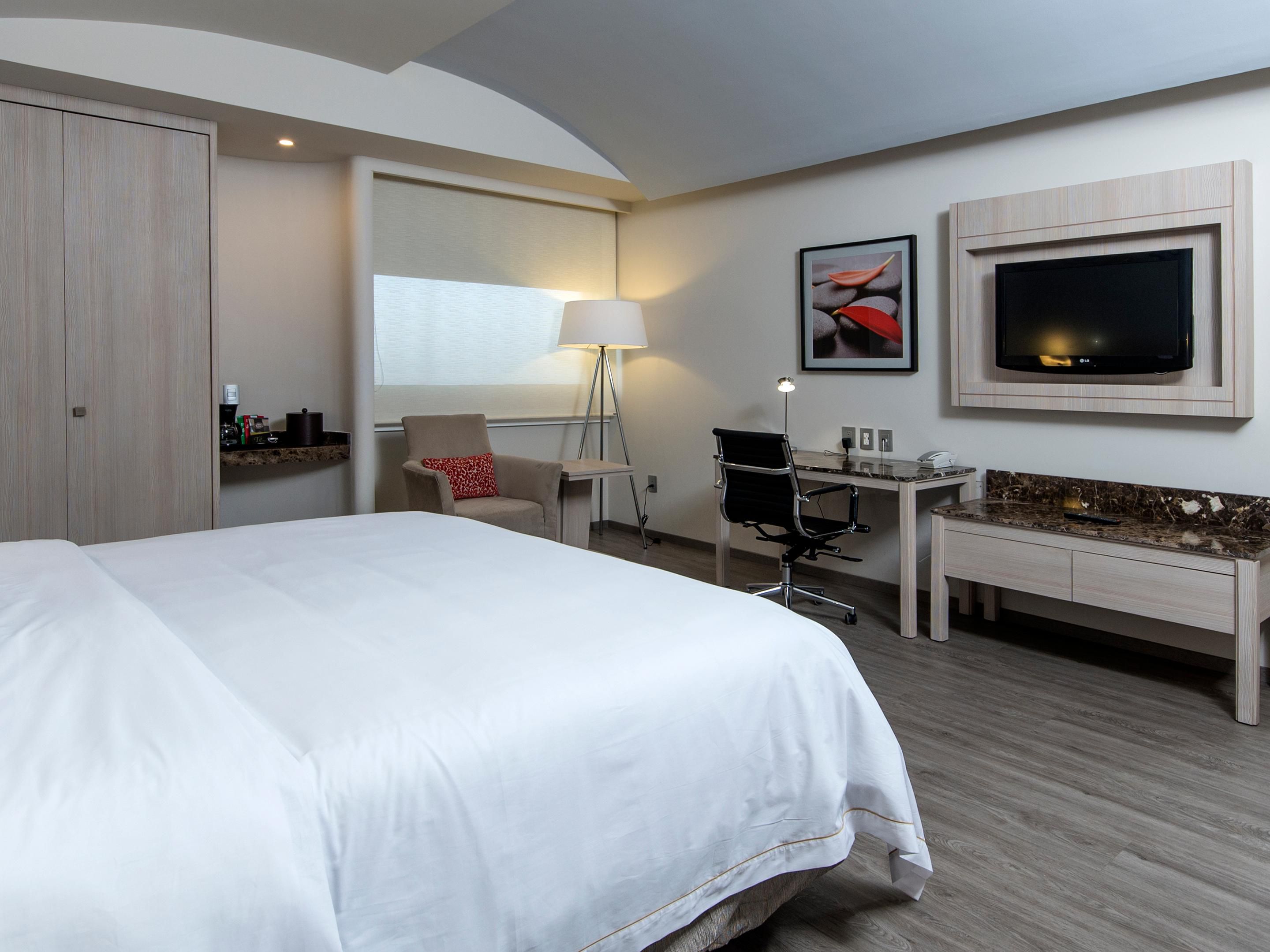 King Bed Guest Room