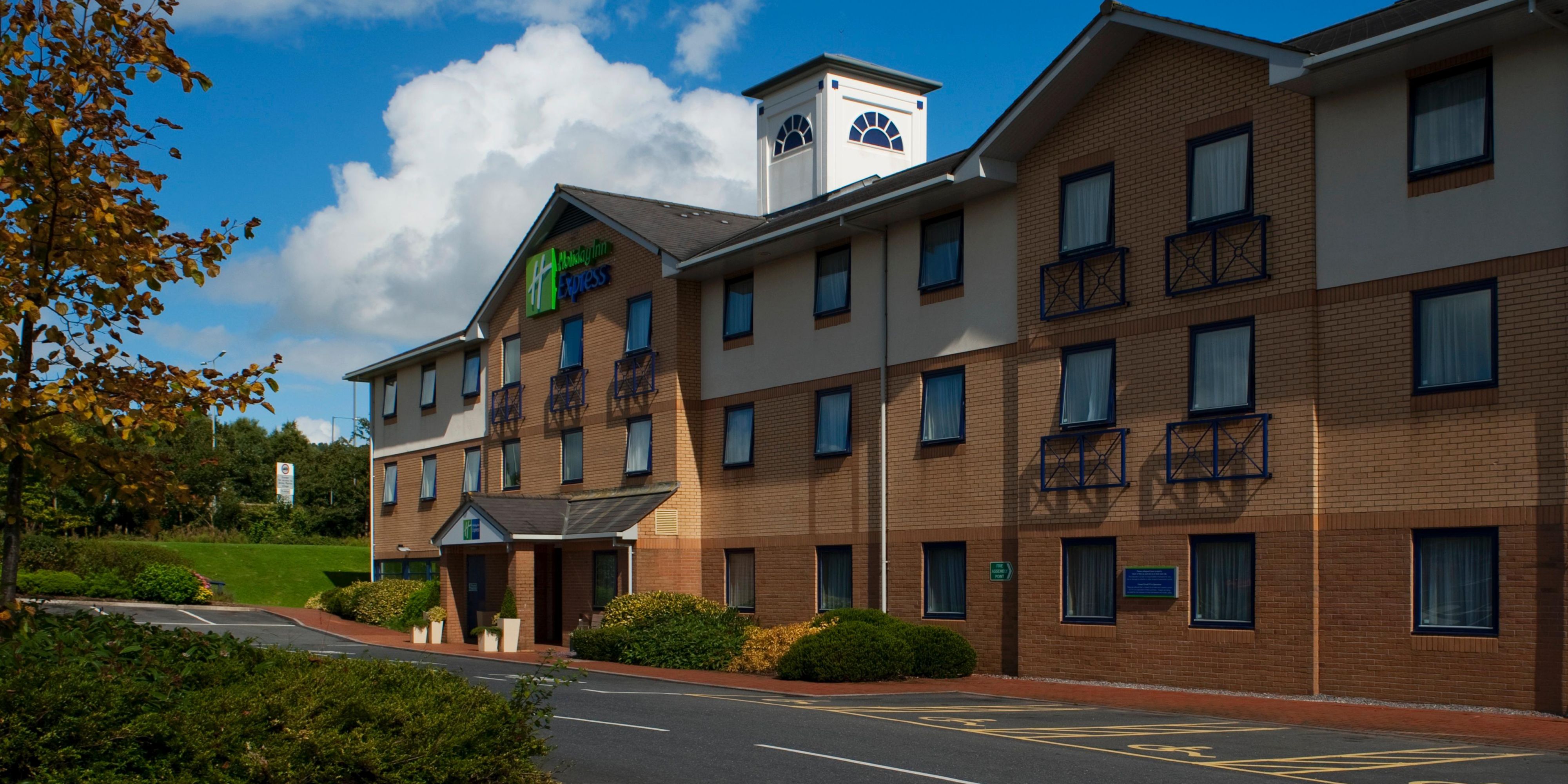 Holiday Inn Express Swansea - East