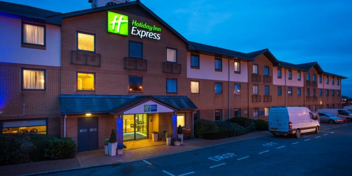 Holiday Inn Express Swansea - East