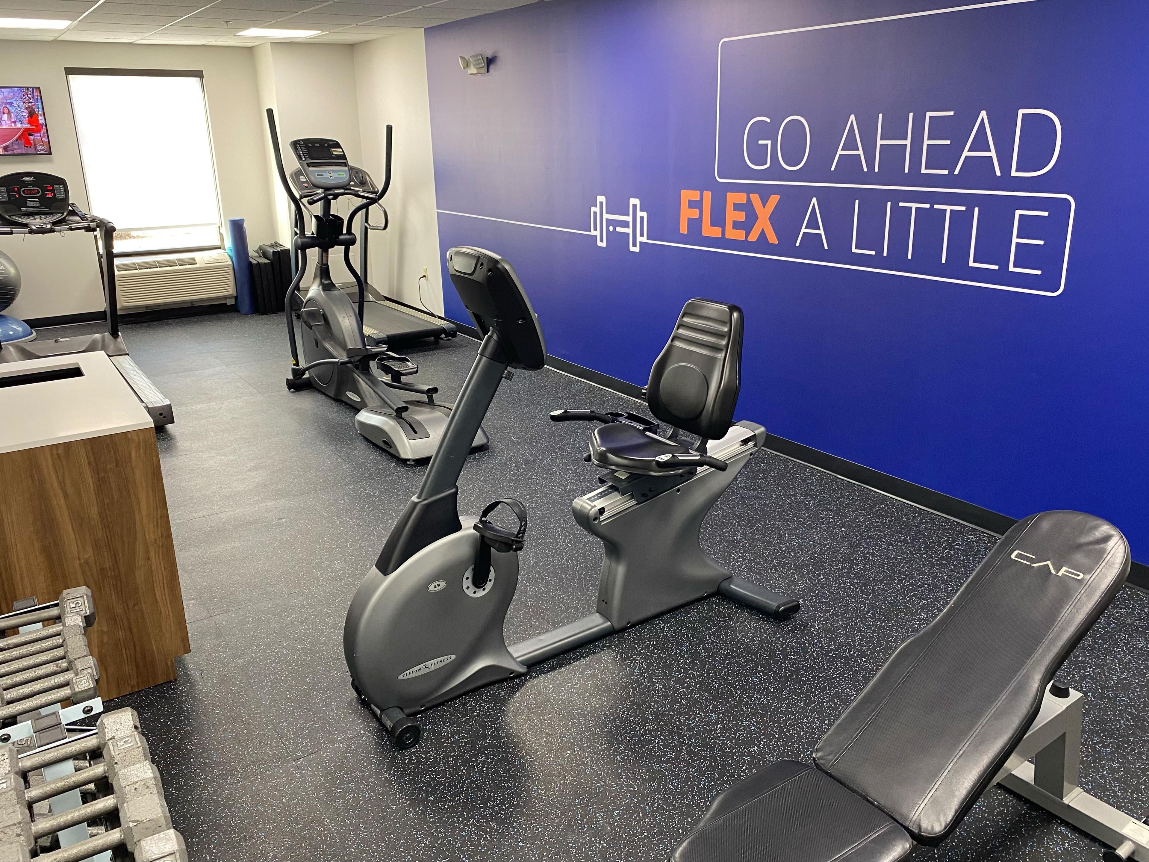 Don't miss your daily workout routine just because you're on the road! Available 24 hours daily to all guests. The fitness center offers state-of-the-art equipment, such as, a treadmill, elliptical machine, bicycle, and more.
