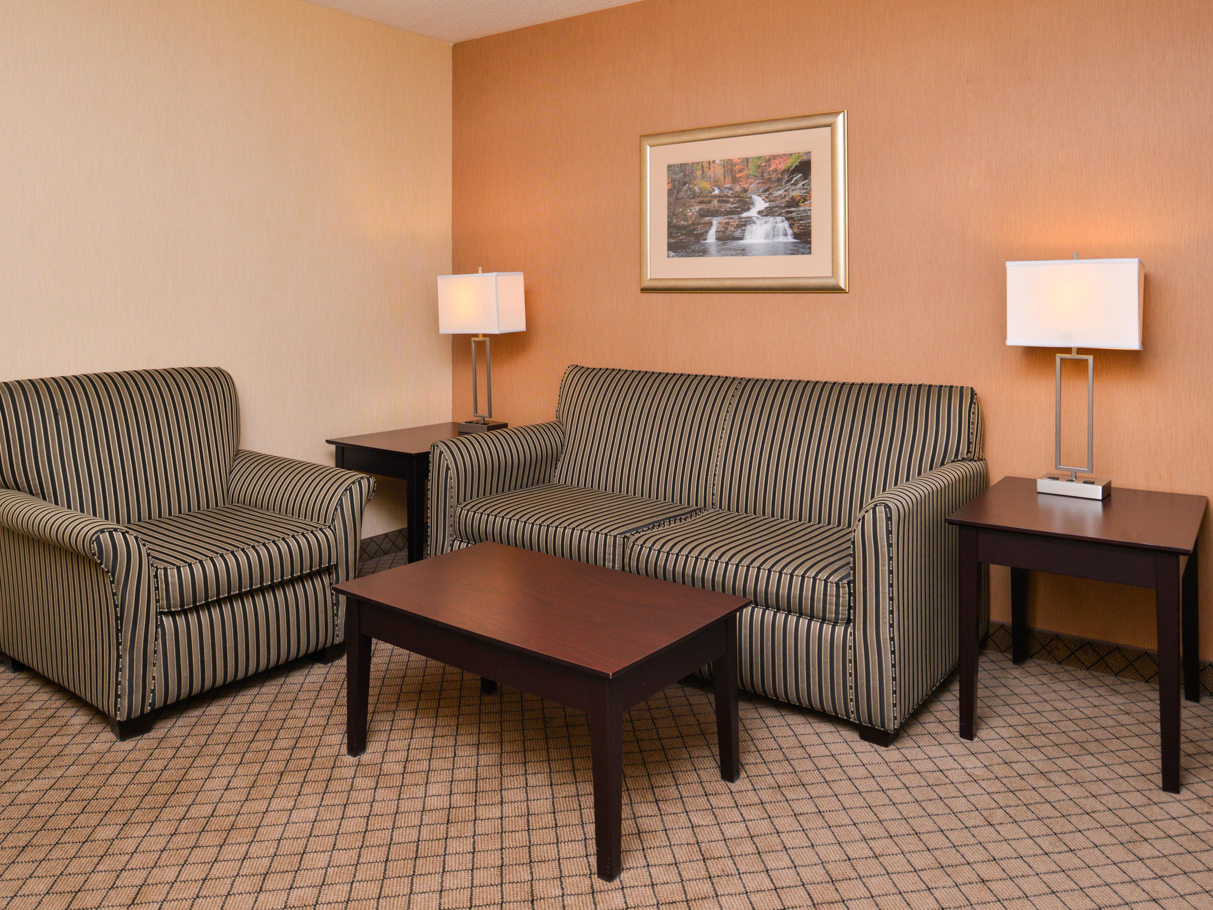 Rooms & Suites