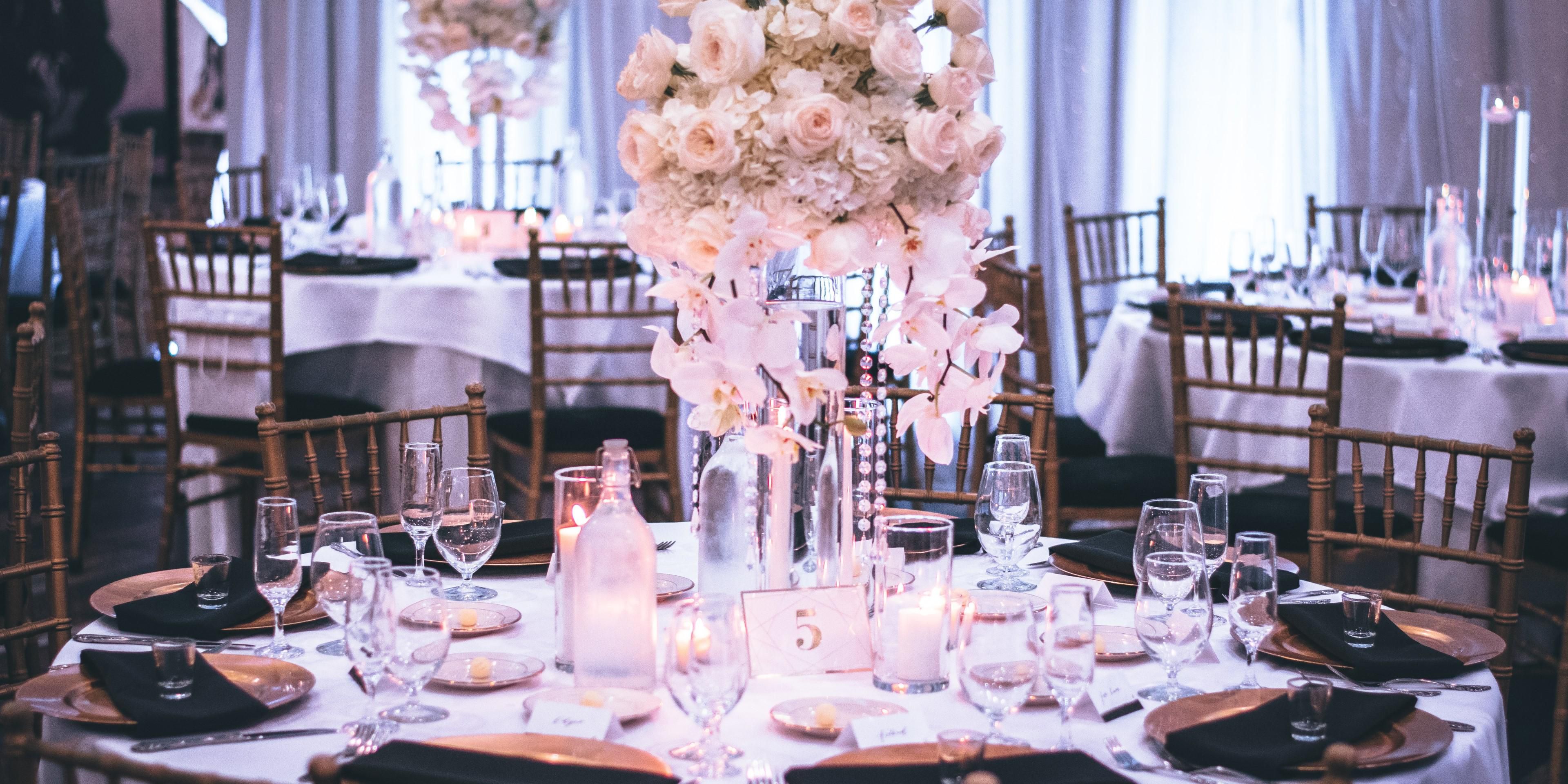 Whether its a sporting team, wedding block or family reunion give our sales team a call to learn about our great group rates!