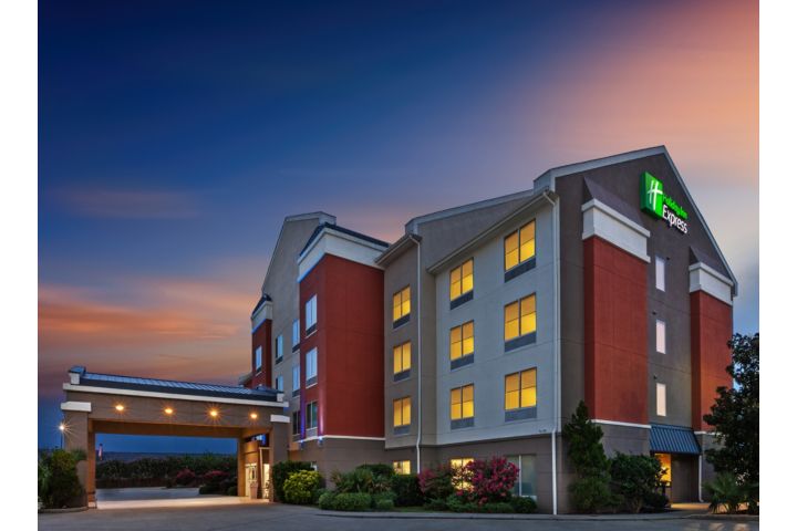 Holiday Inn Express New Orleans East