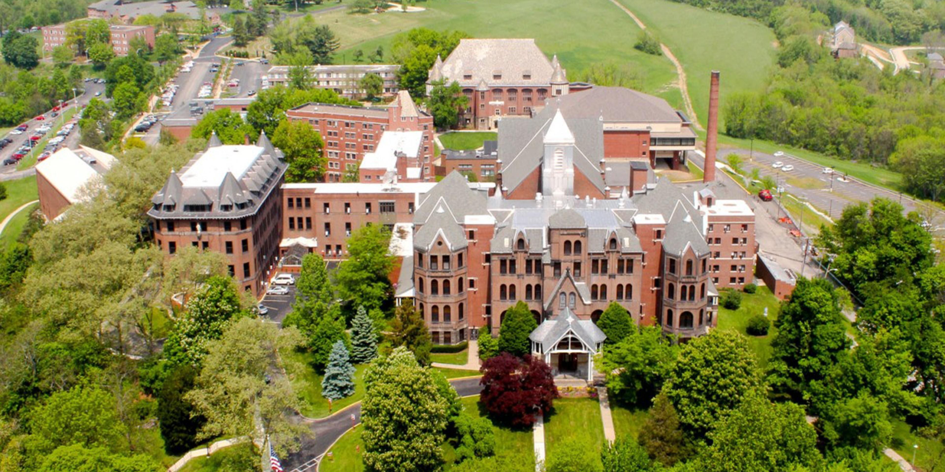 Our hotel is a quick 20 minutes to Seton Hill and 30 minutes to St. Vincent. Take in a Steelers Training Camp Session, visit your Alma Mater, or enjoy a performance or exhibit of the Arts.