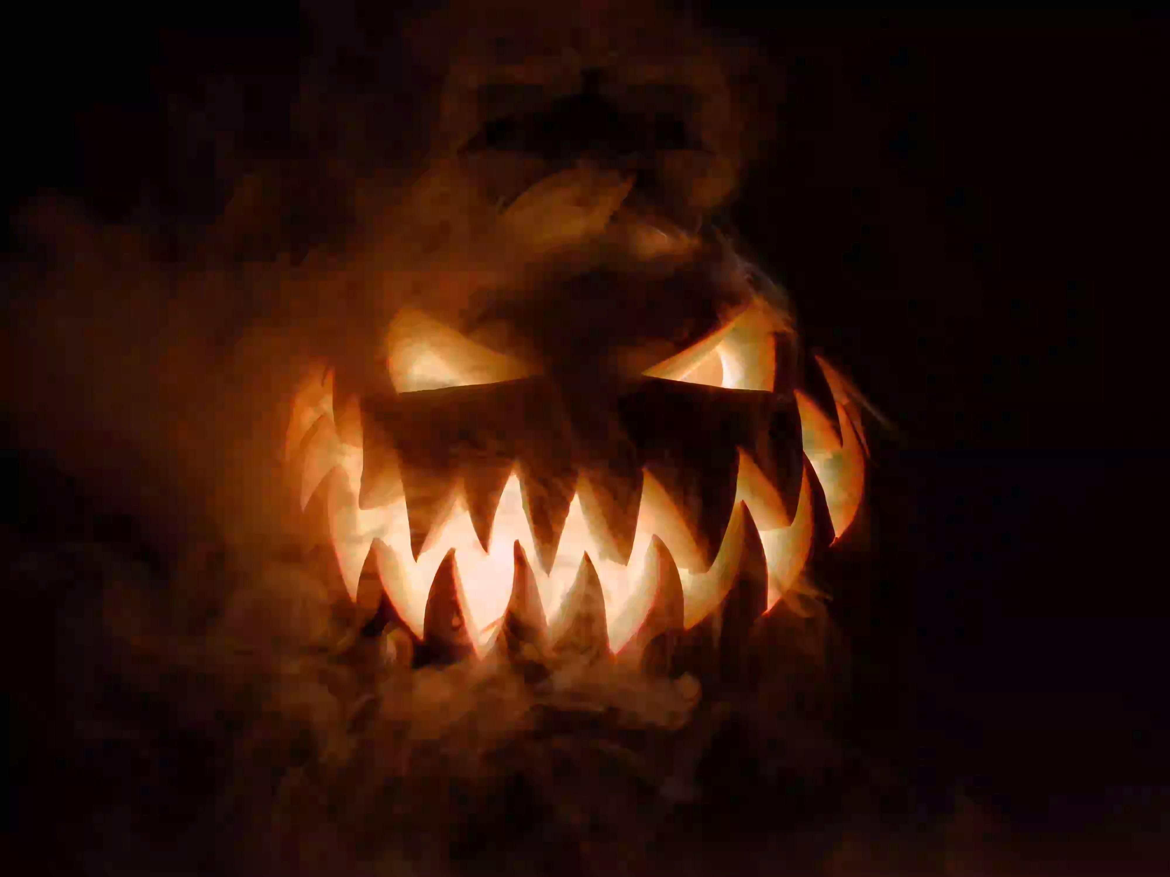 Universal is the home of horror with the biggest names in the genre. Endure 10 haunted houses, scare zones and more. Our hotel is conventiently located to the action.  