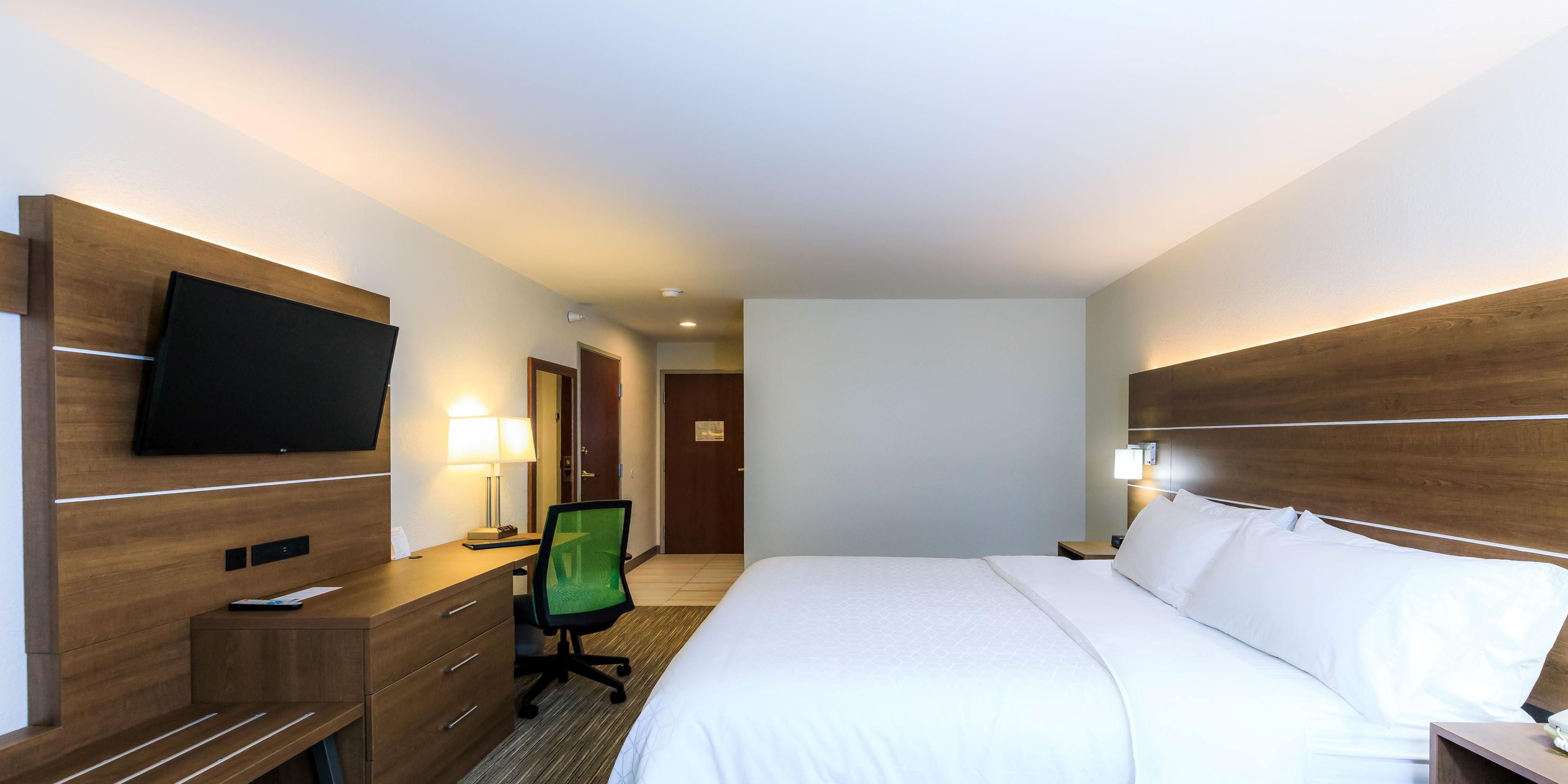 Lake Of The Ozarks Hotels Holiday Inn Express Osage Bch - Lake Of The Ozarks