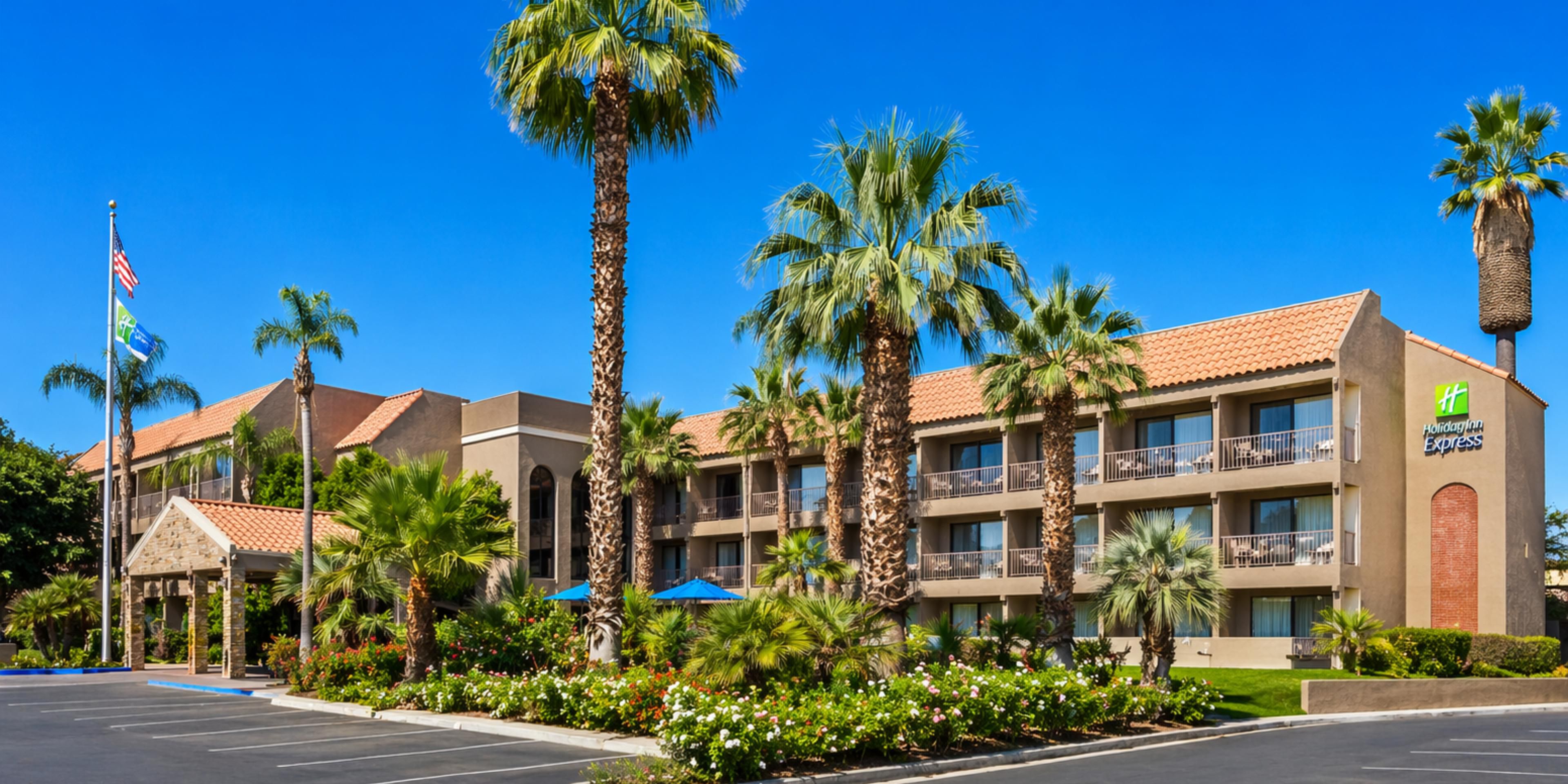 Holiday Inn Express 棕榈沙漠