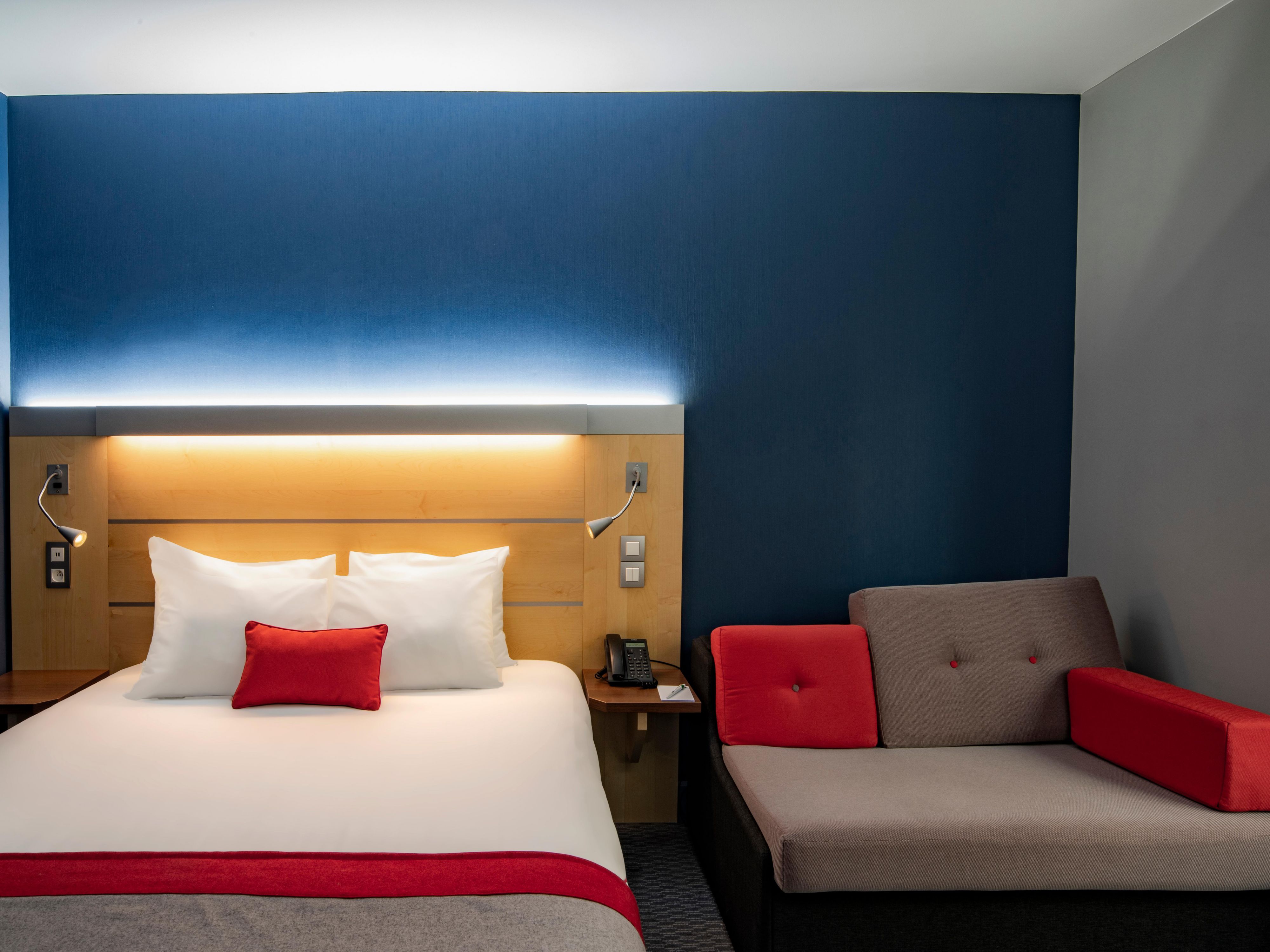 Holiday Inn Express Paris - Canal de la Villette Hotel by IHG