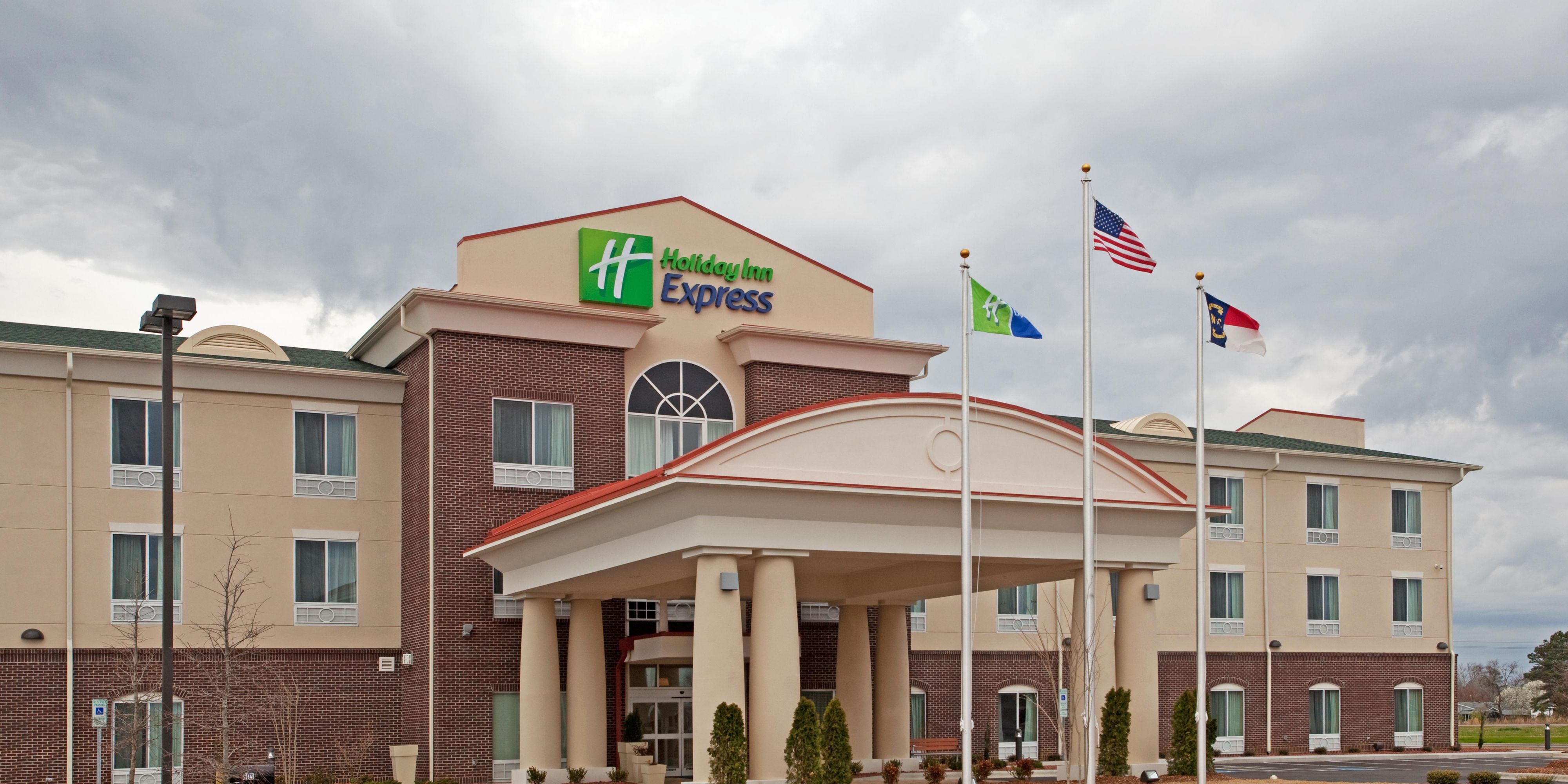 Holiday Inn Express Pembroke