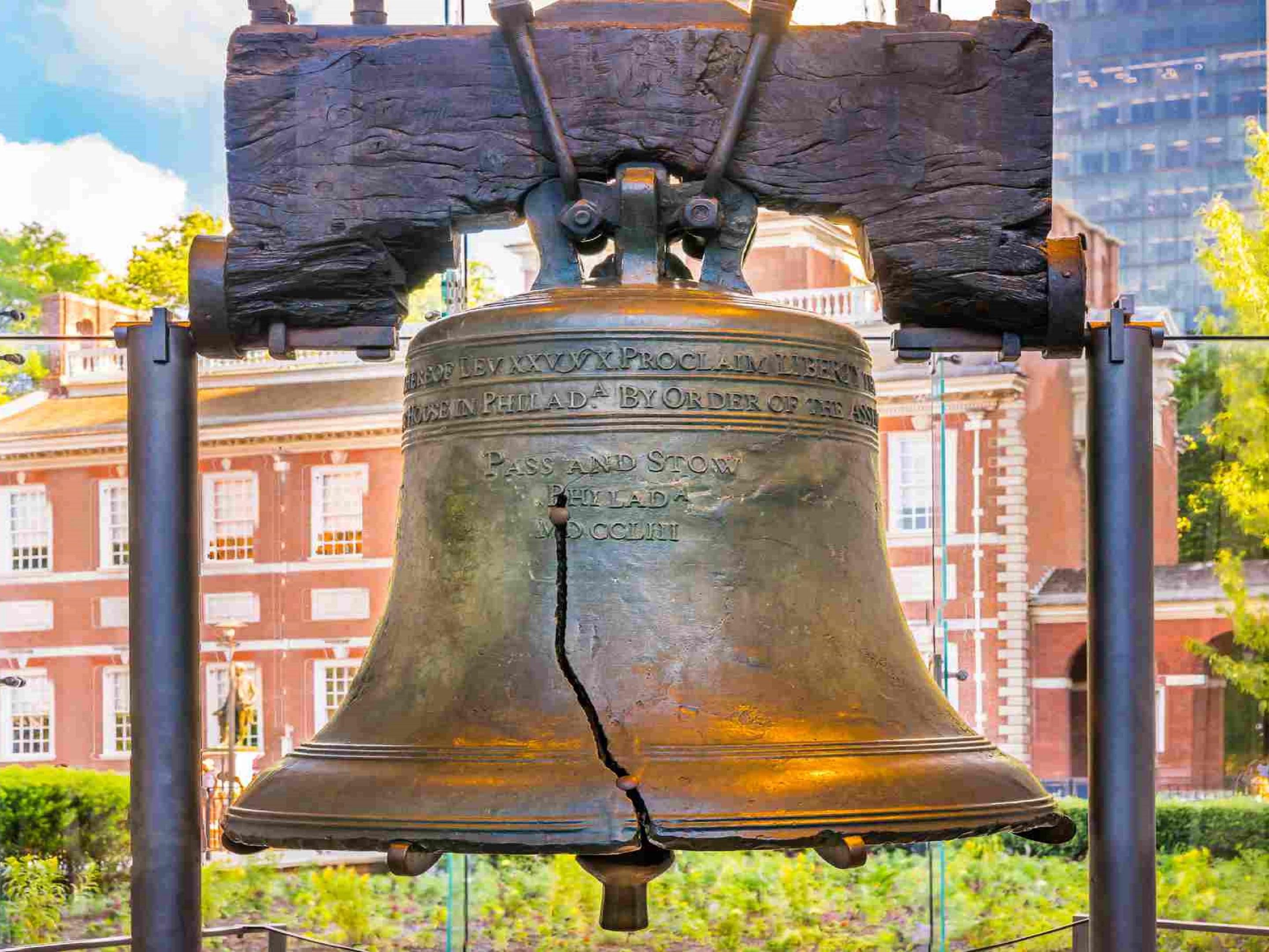 We are the perfect hotel to see the Liberty Bell and other Historic Attractions including the American Revolution Museum, National Constitution Center and the Visitor's Center. Take a short stroll down Columbus Blvd along the peaceful river to Market Street where you will find shopping, tons of meal options and more on your way to the Liberty Bell.