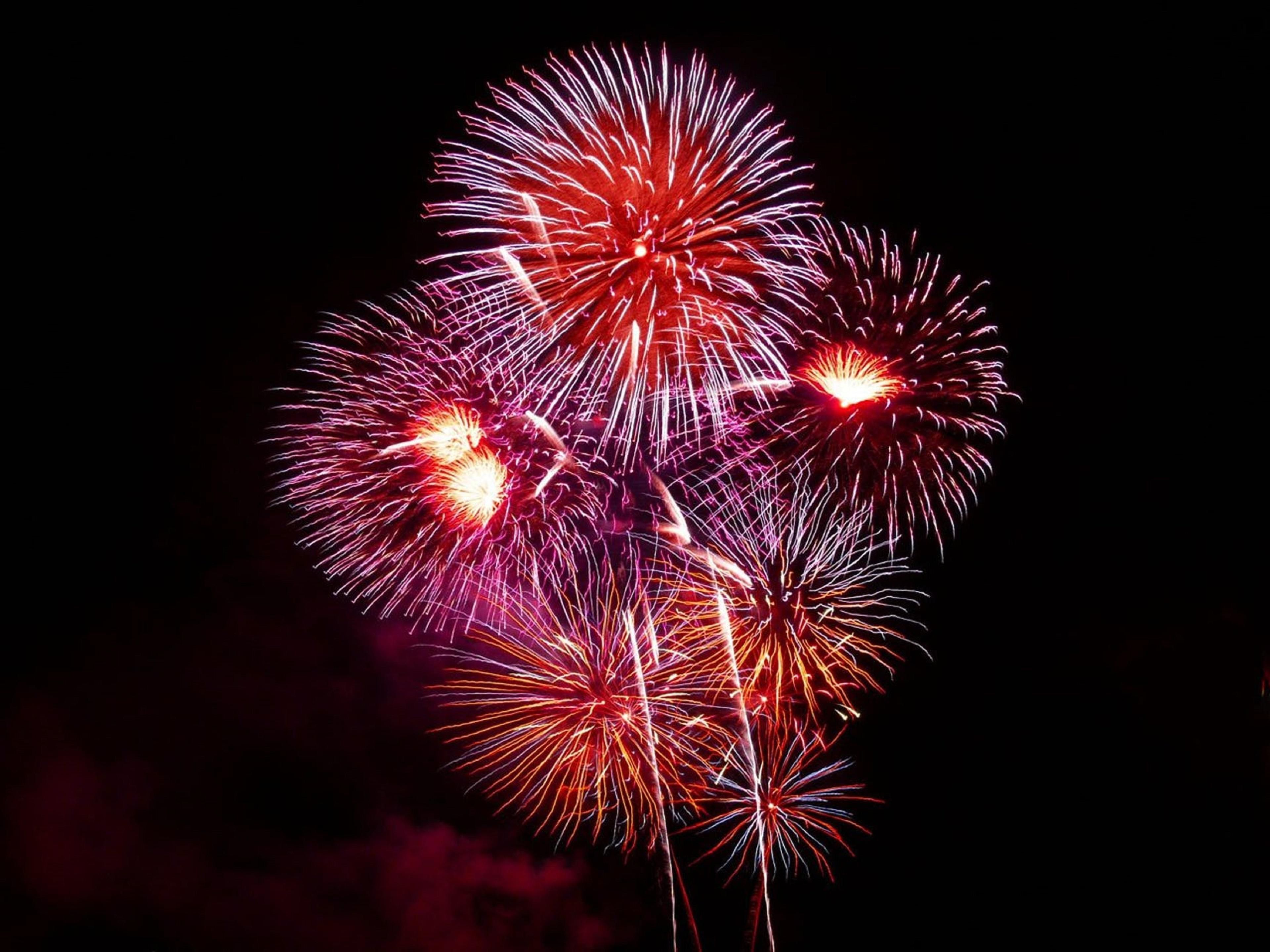 Philadelphia, the birthplace of America and home to the US Constitution and Liberty Bell, hosts a weekend of celebrations including Wawa Welcome America and Fireworks. Take advantage of Our Visit Philly Overnight Package to save on parking. 