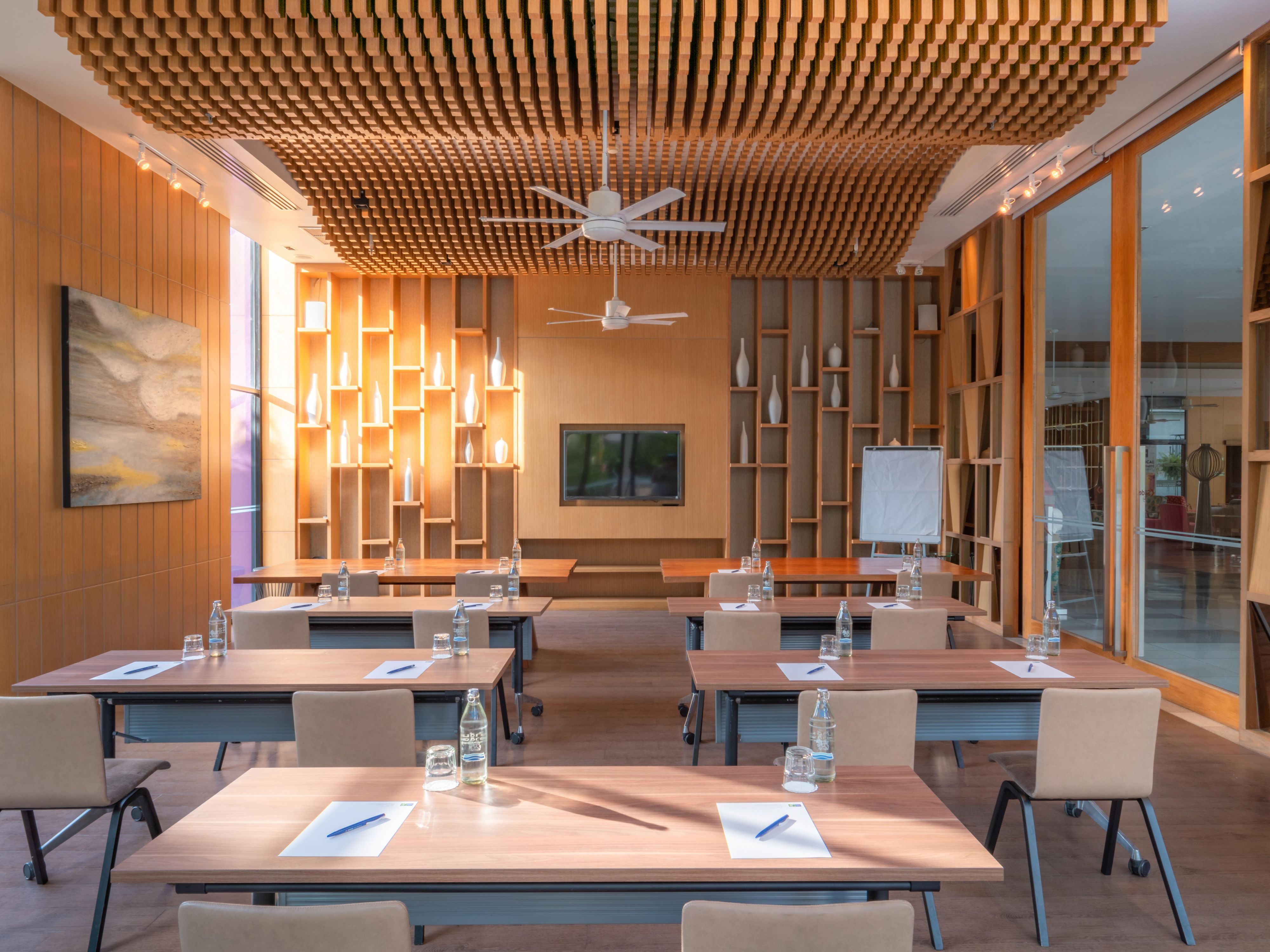 Holiday Inn Express Phuket Patong Beach Central - Phuket, Thailand