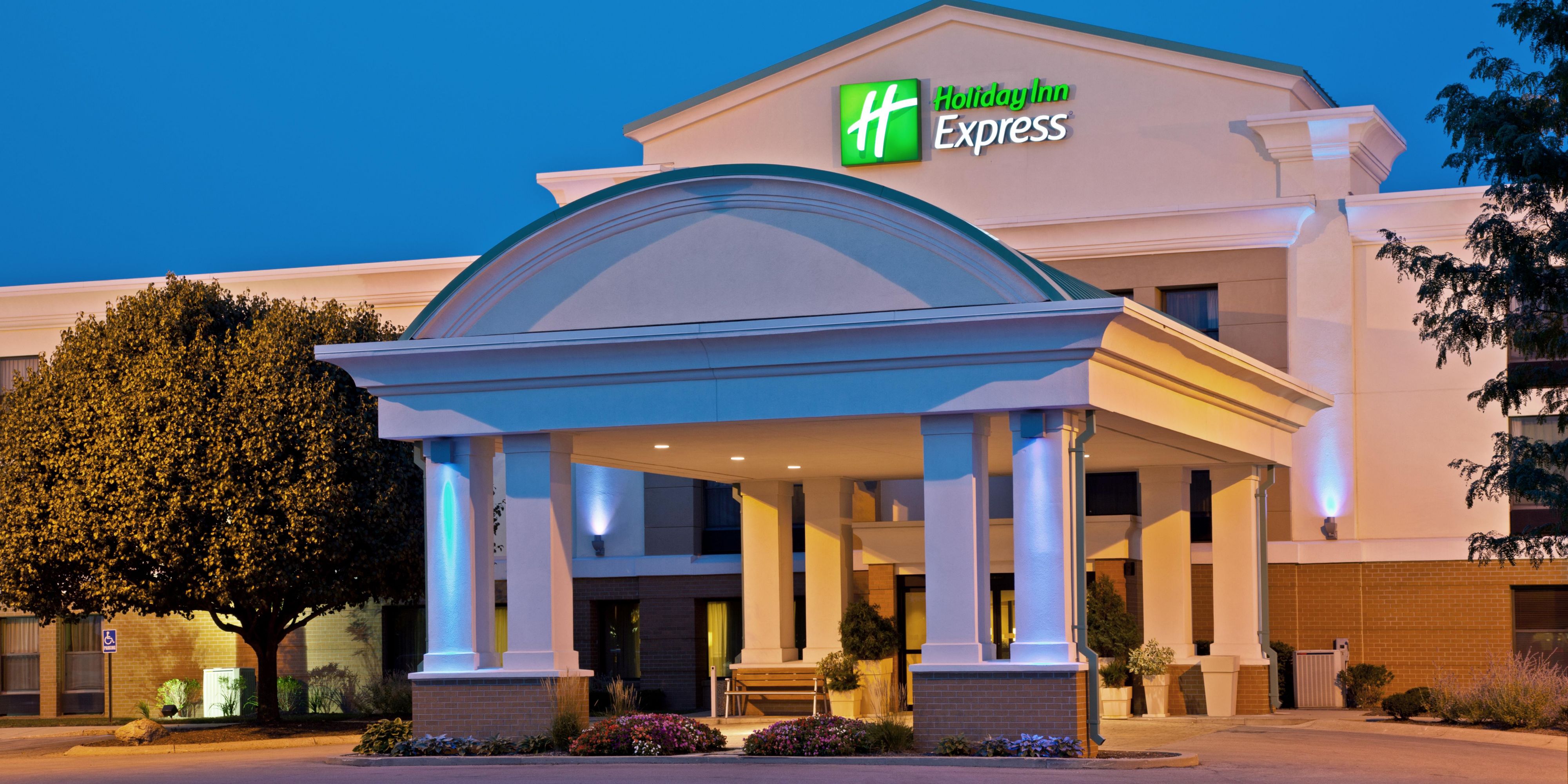 Plainfield Hotel Near Airport | Holiday Inn Express Indianapolis Airport