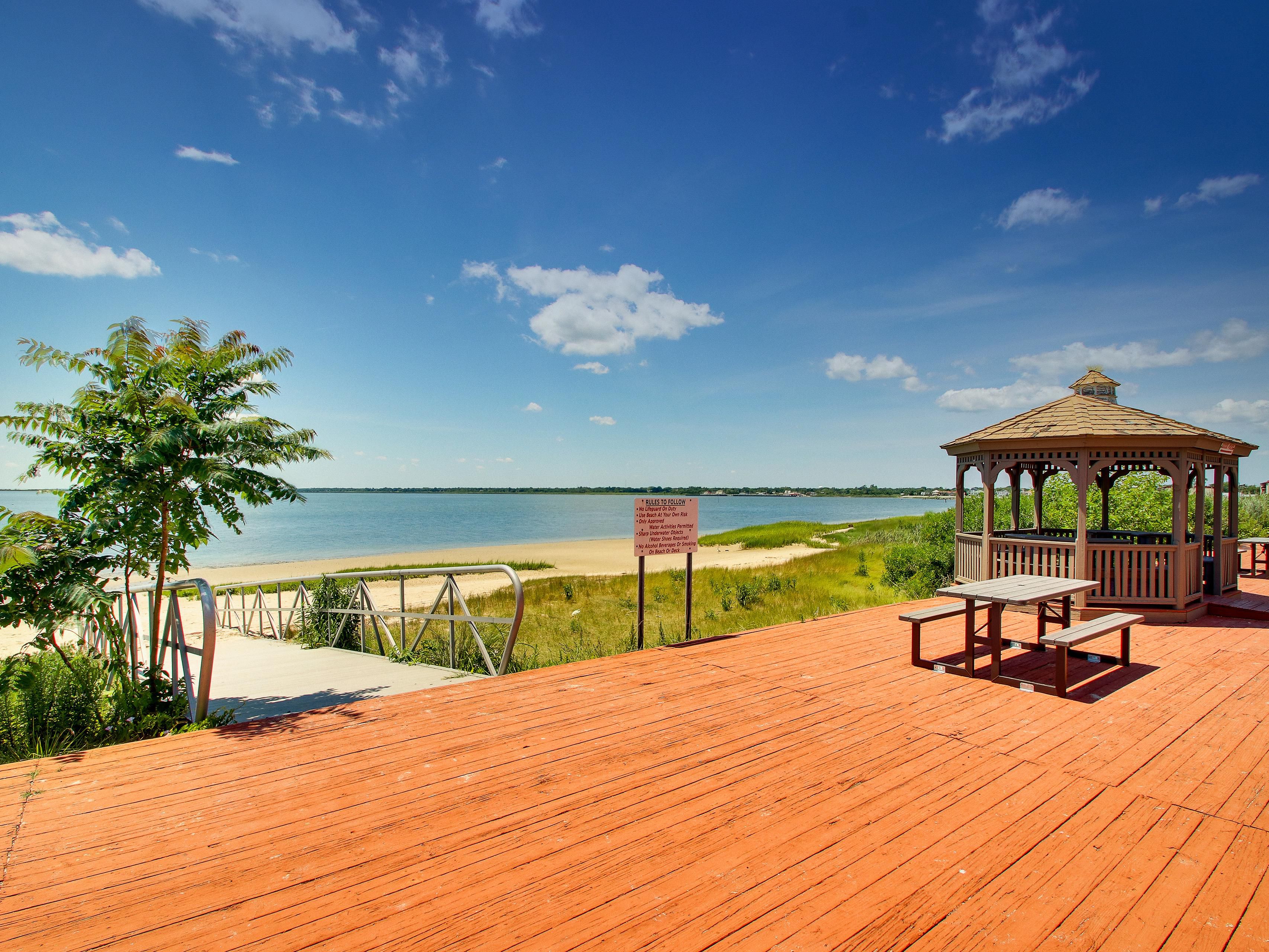 Head down to the water and enjoy a day at the private beach, or take advantage of the windsurfing, kayaking and Paddle boarding at Extreme Windsurfing.