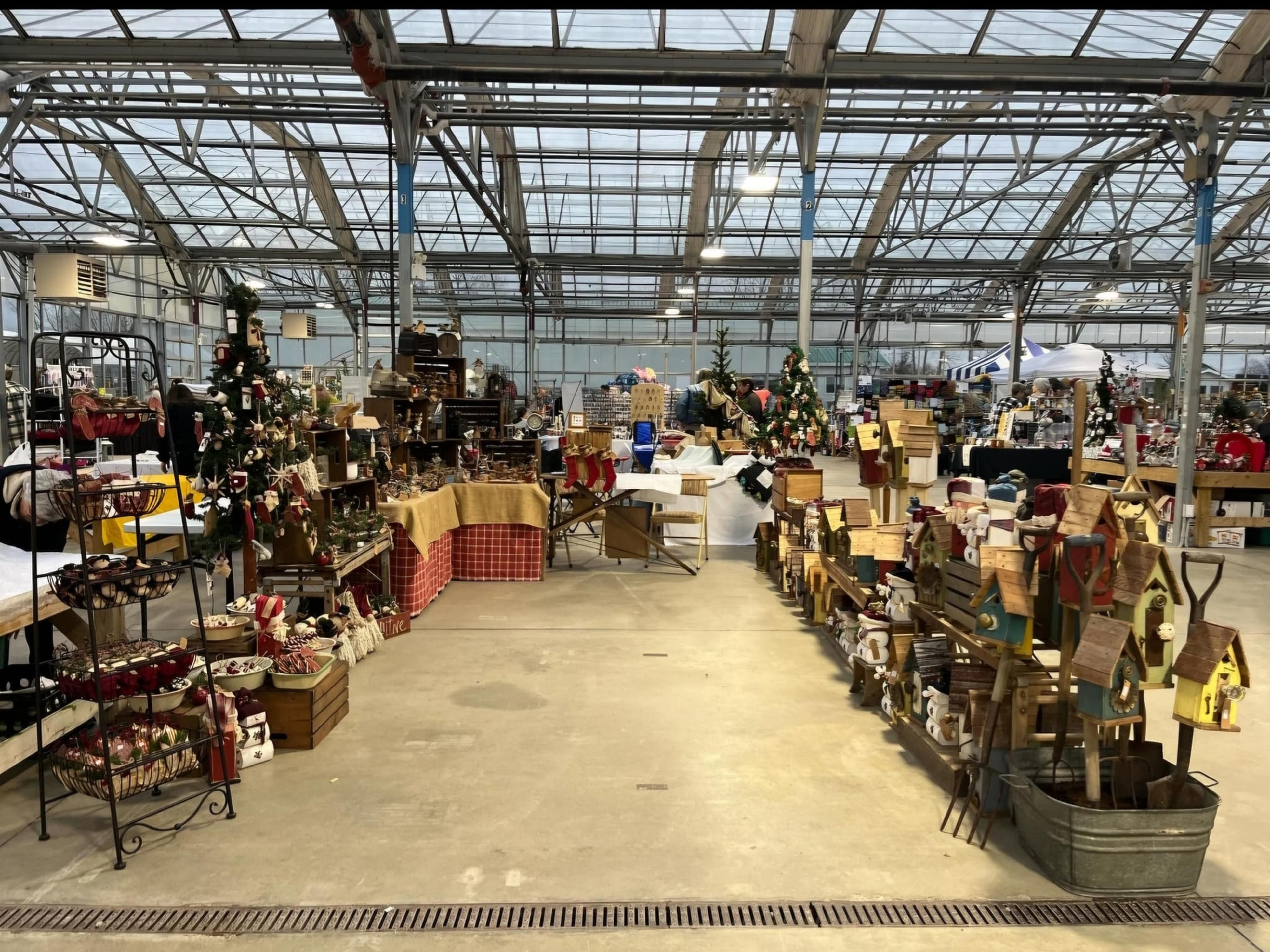 Catch a lineup of seasonal activities at DeGroot’s Nurseries this winter. Browse the Christmas Tree Market on select dates, enjoy extended evening hours at the Night Market, and explore local crafts and displays. Santa and Mrs. Claus will also appear on scheduled days, making it a great stop for festive photos, holiday finds, and a relaxed seasonal