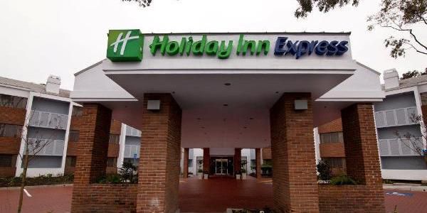 Holiday Inn Express Port Hueneme