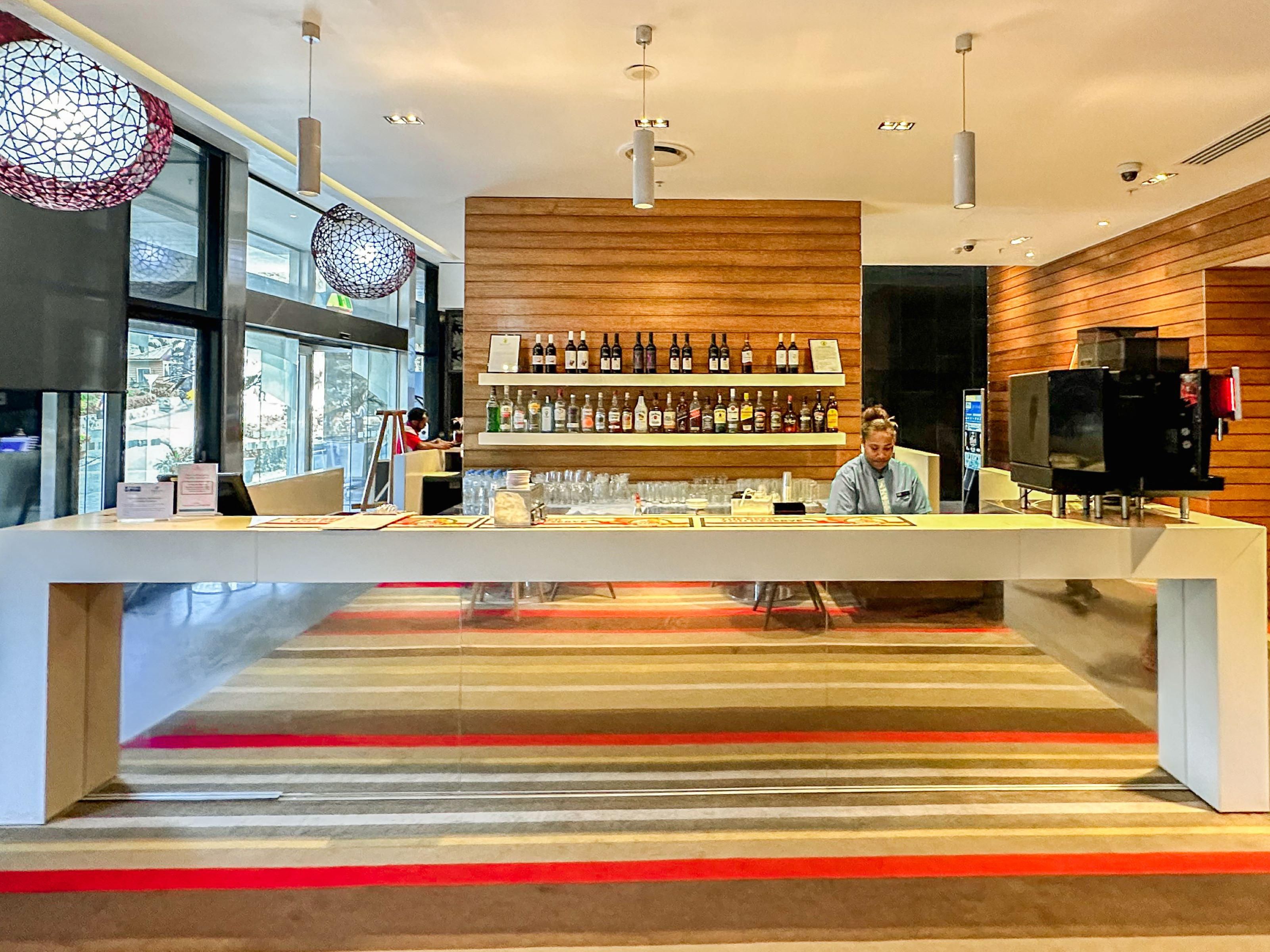 Hotel Bar