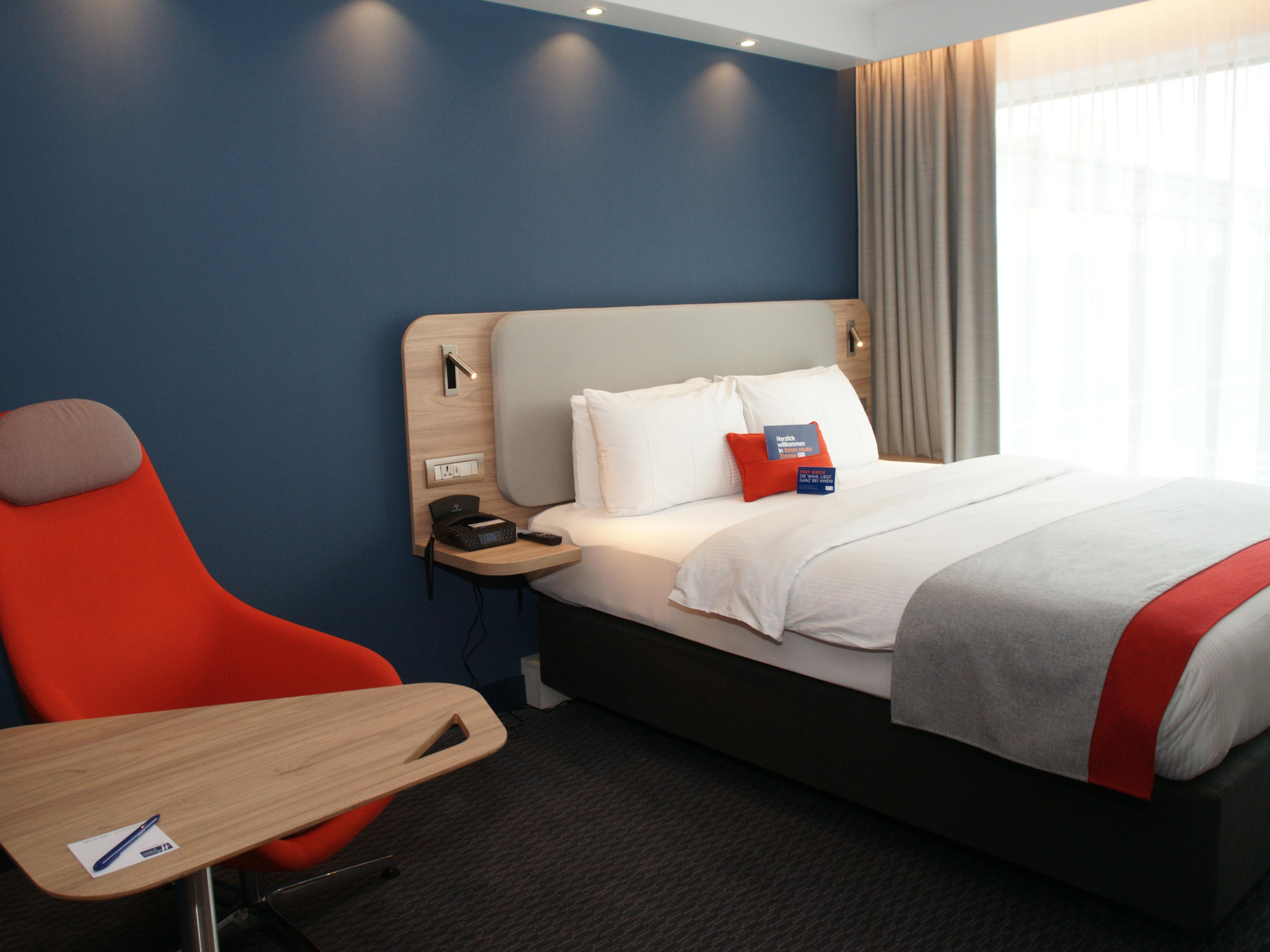 Queen size bed with arm chair
