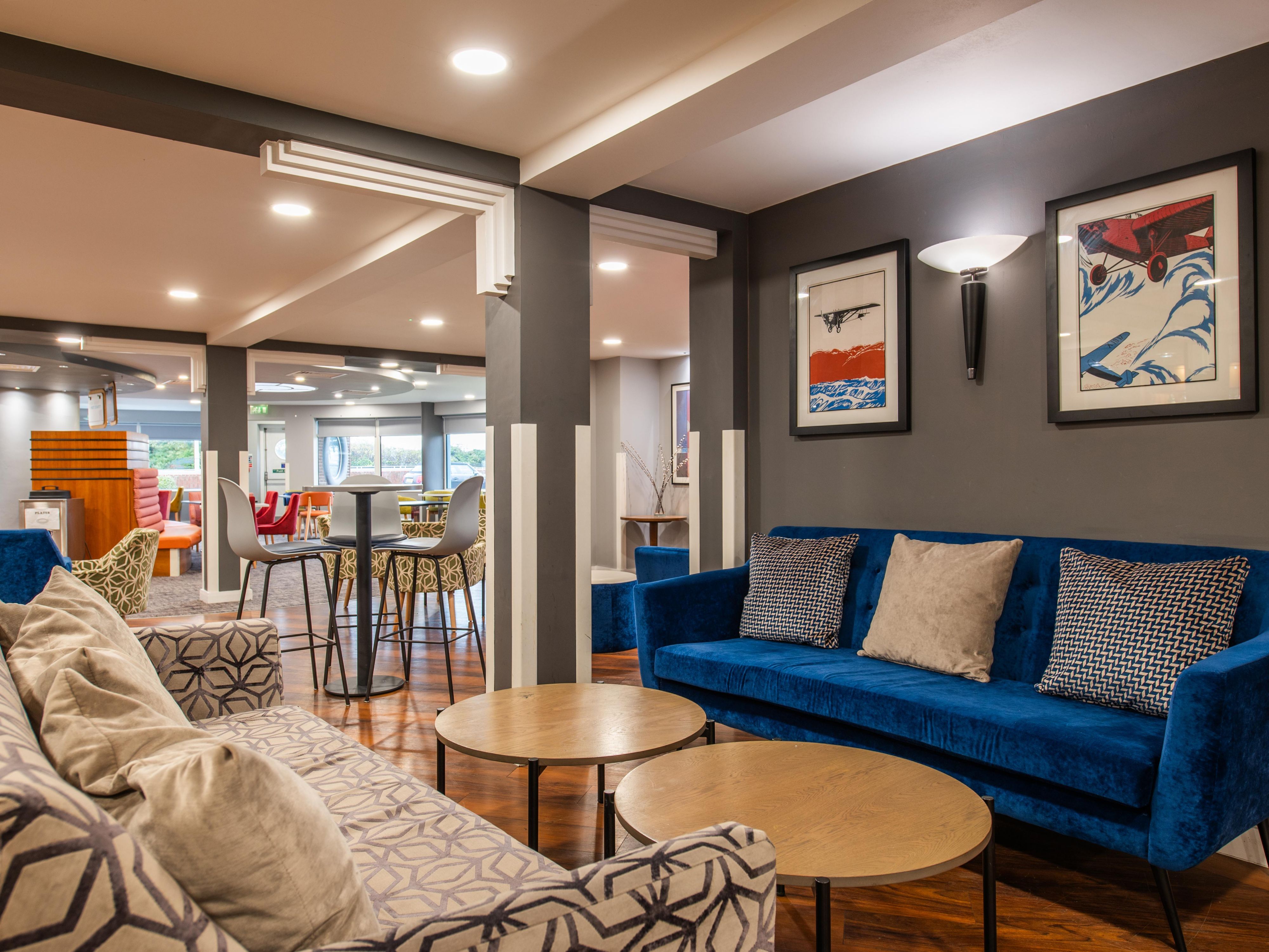 Relax in the stylish lounge